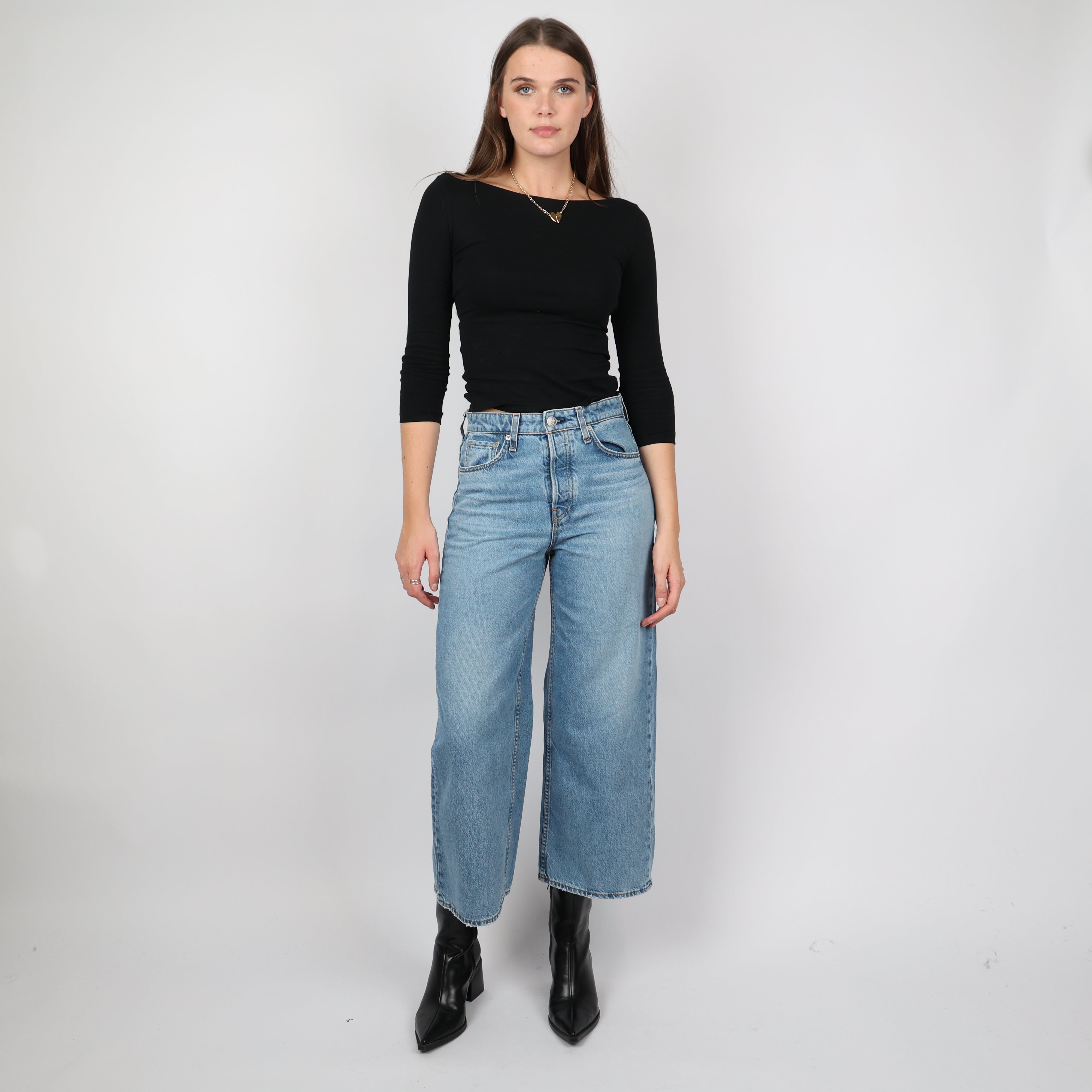 Jeans, Waist 28