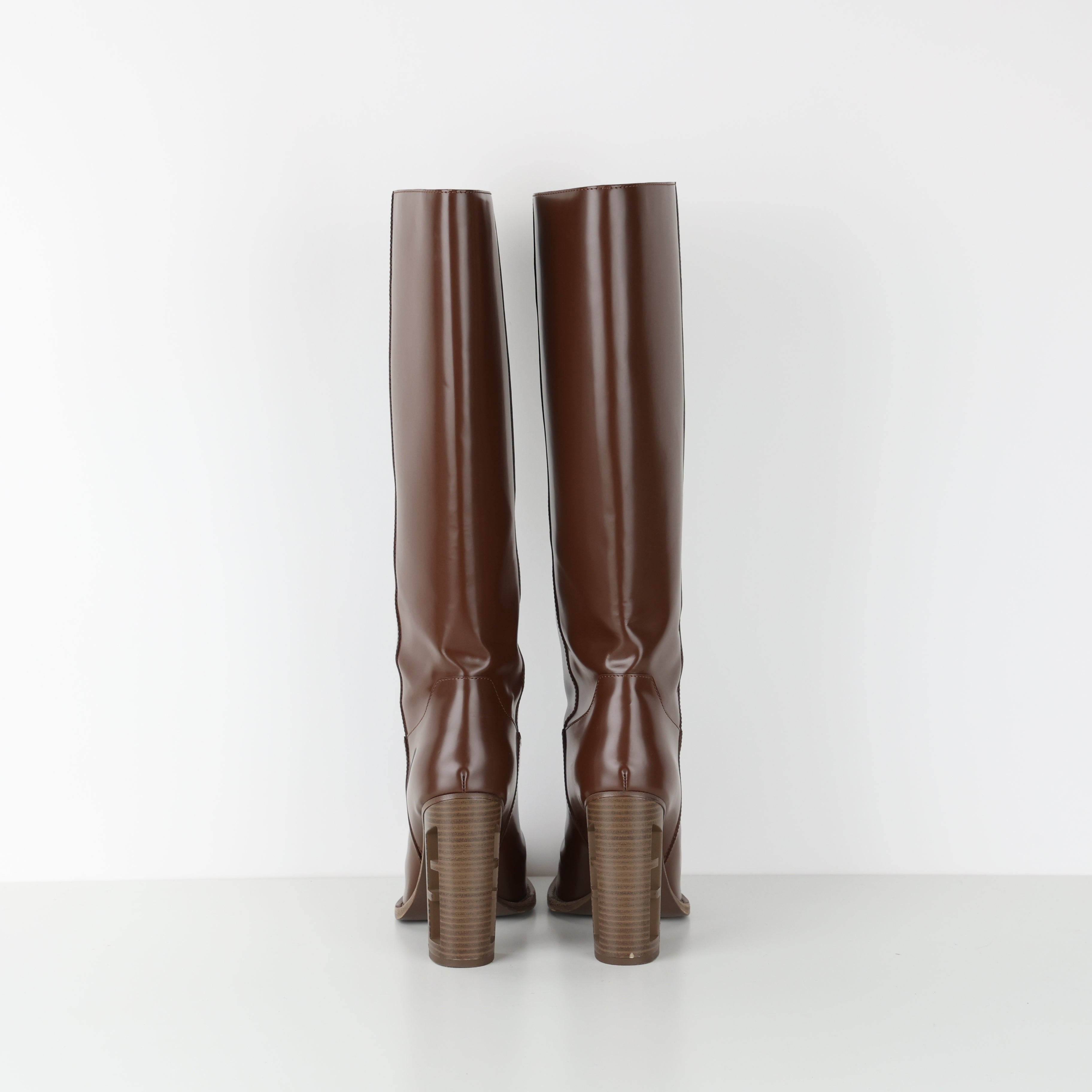 Boots , Shoe Size 39