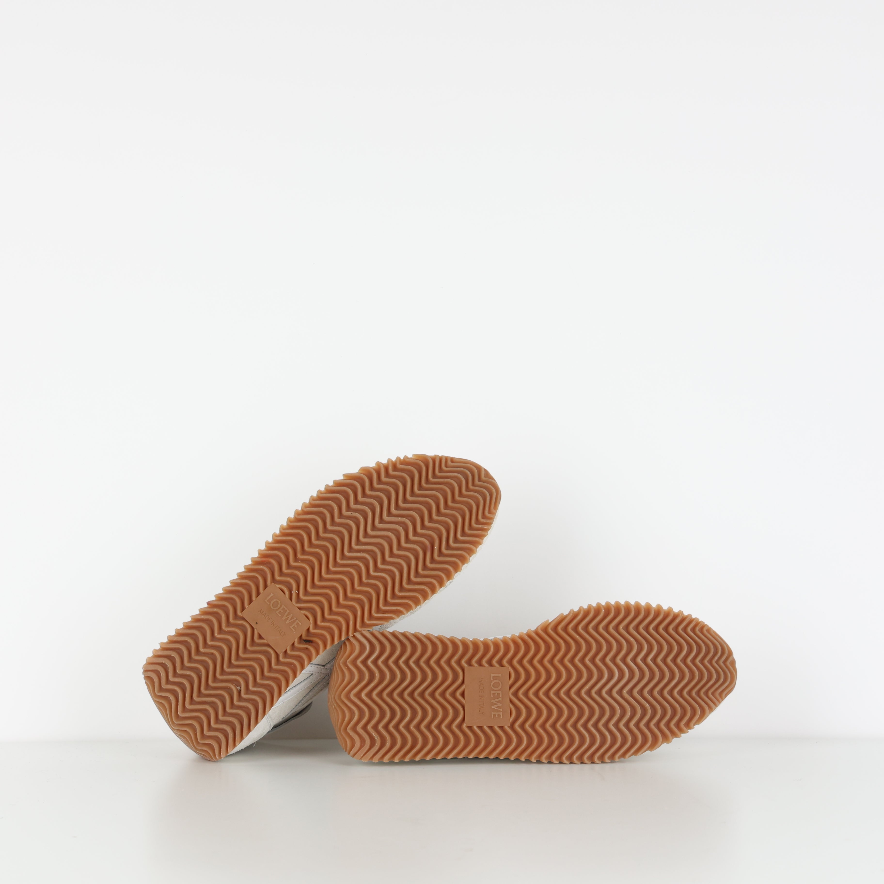 Trainers , Shoe Size 39