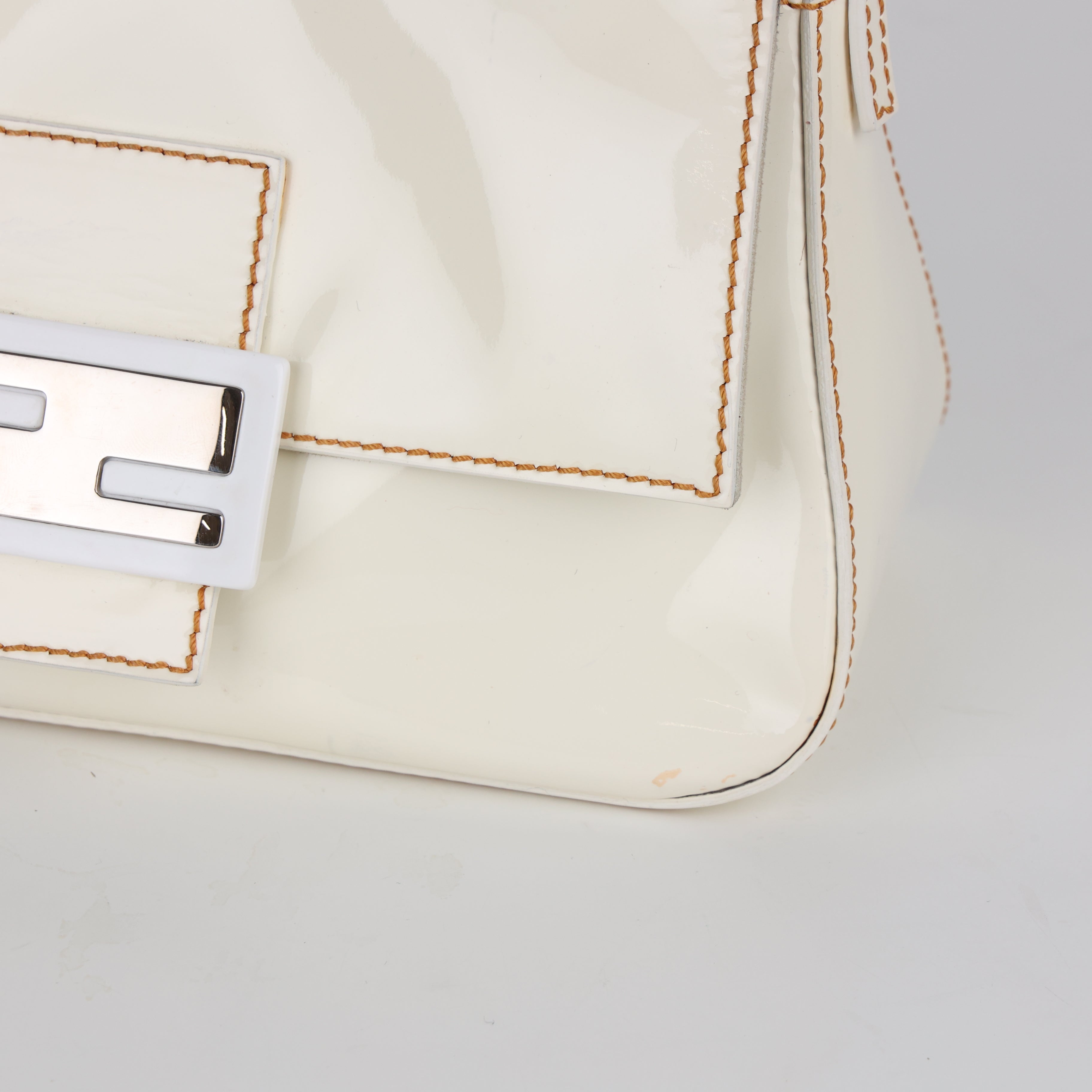 Fendi , Mini Mamma Baguette