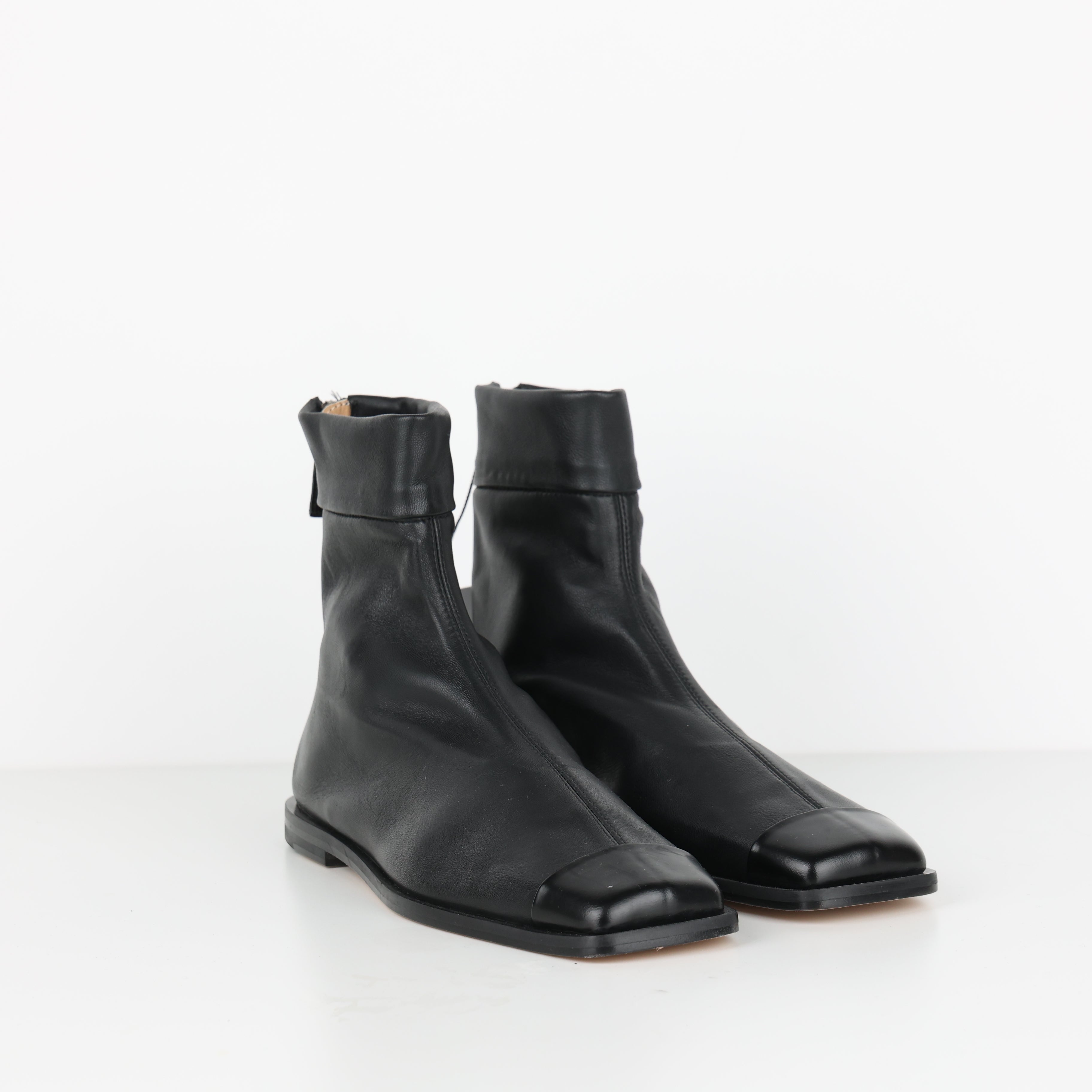 Boots , Shoe Size 39
