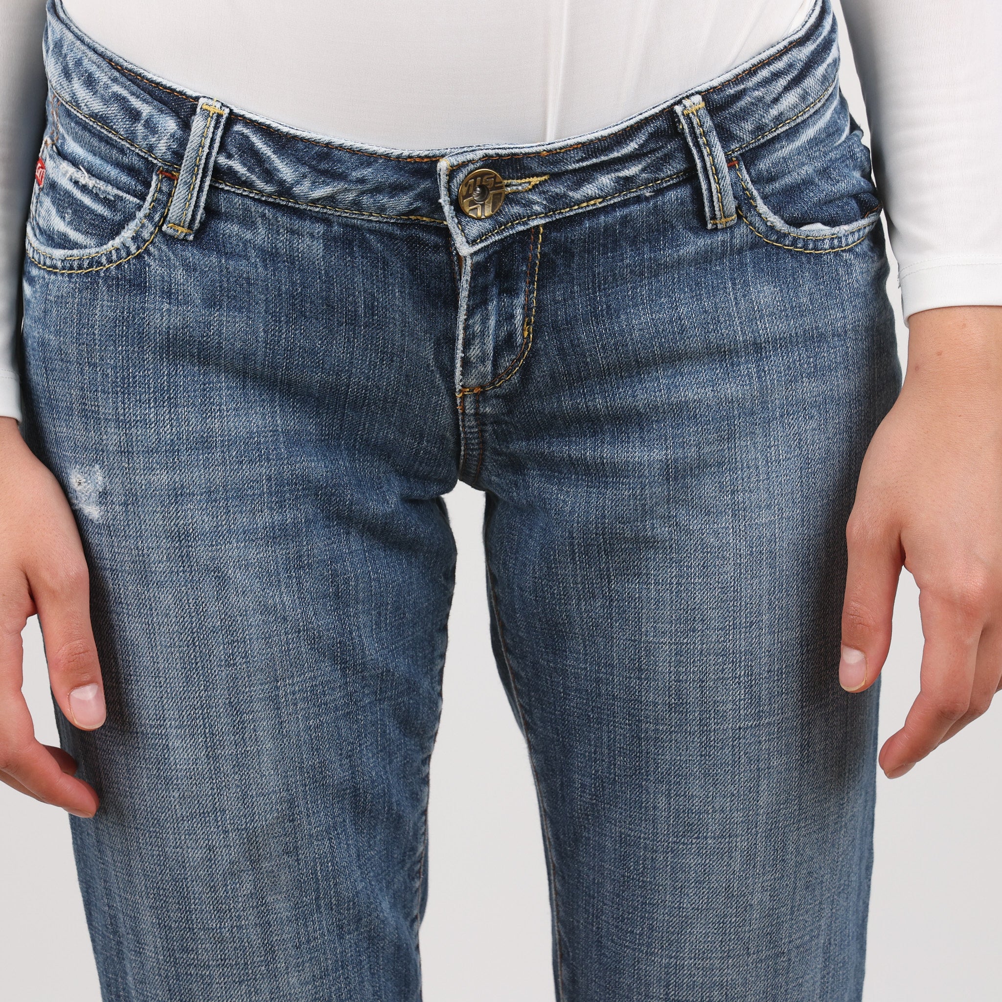 Jeans, Waist 28