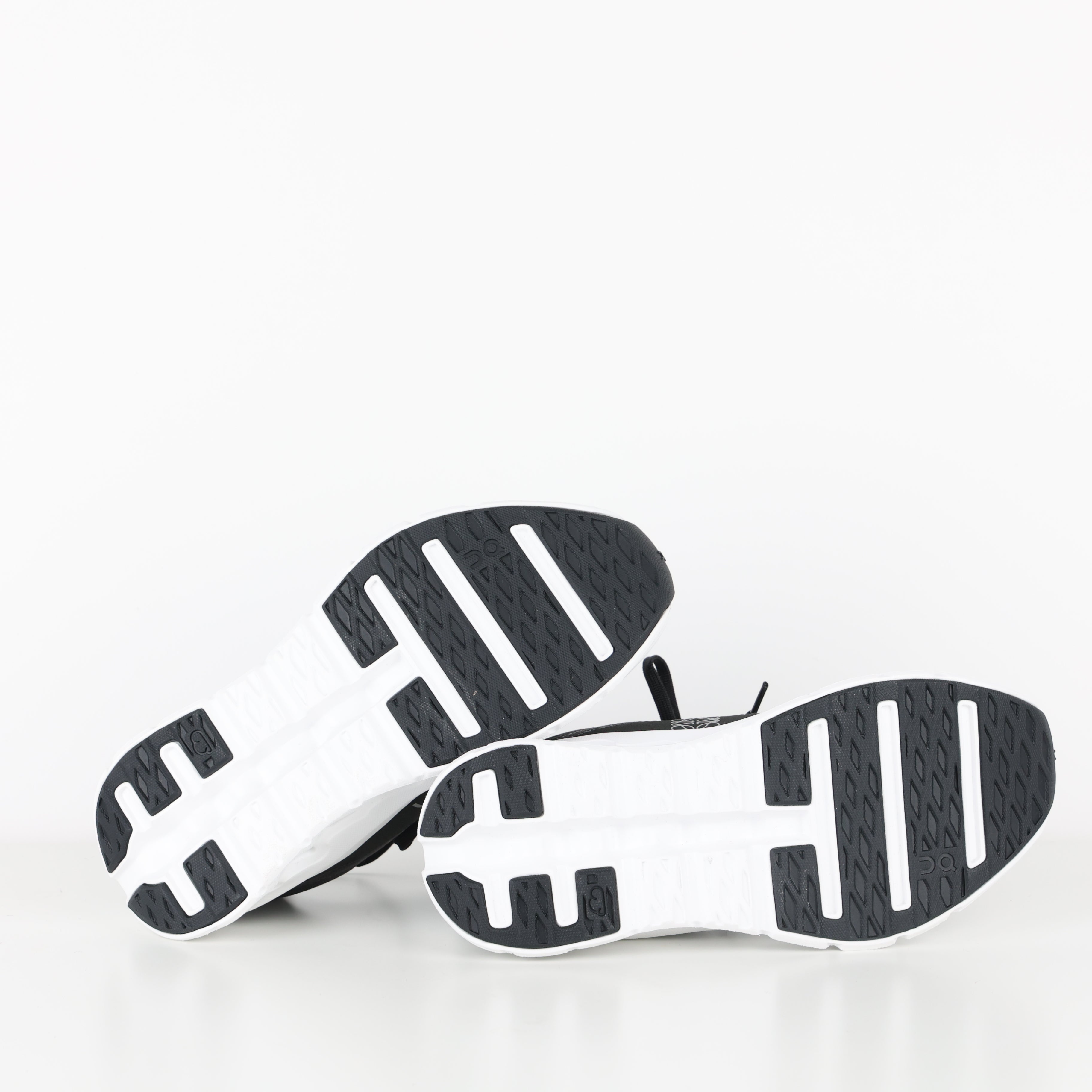 Trainers , Shoe Size 37