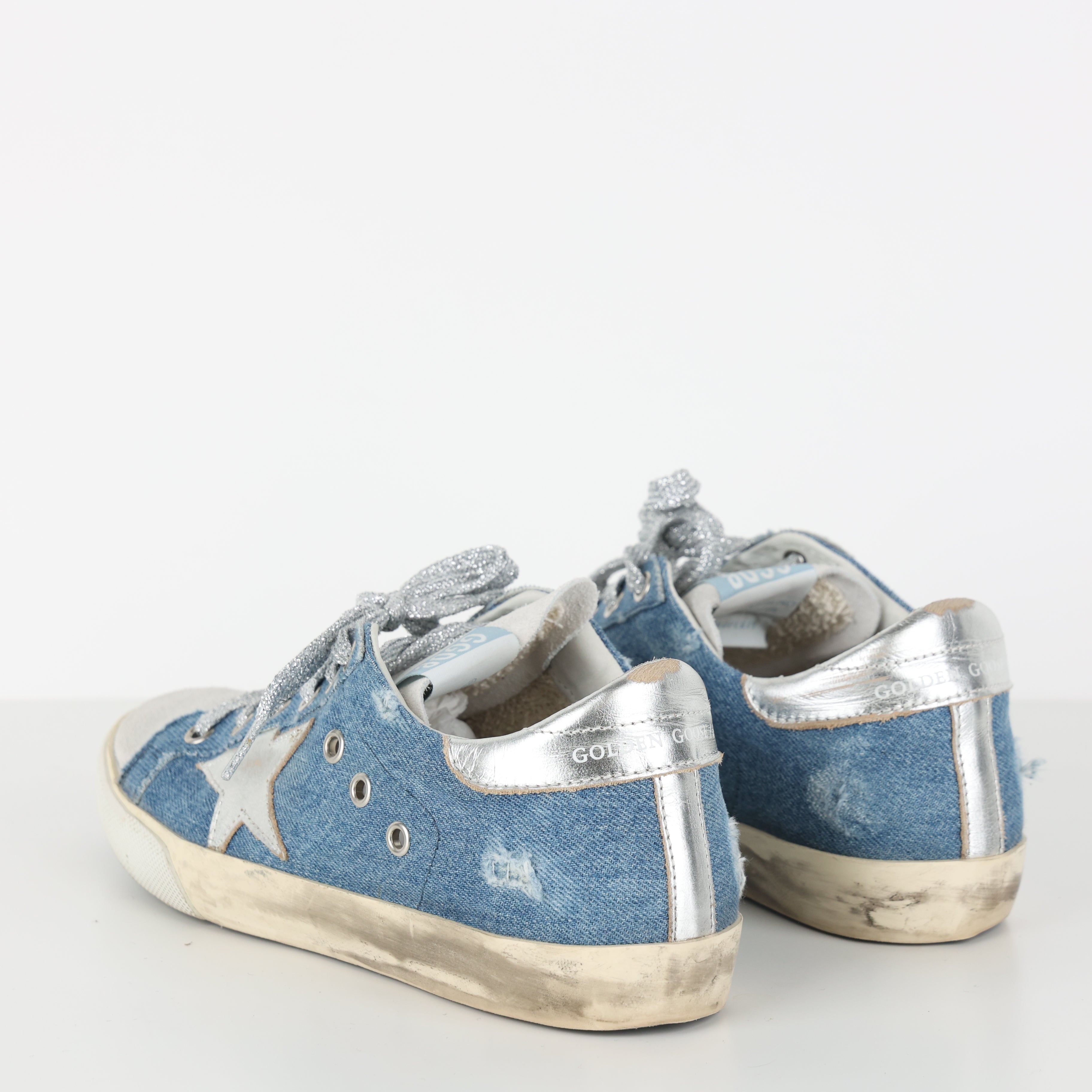 Trainers , Shoe Size 37