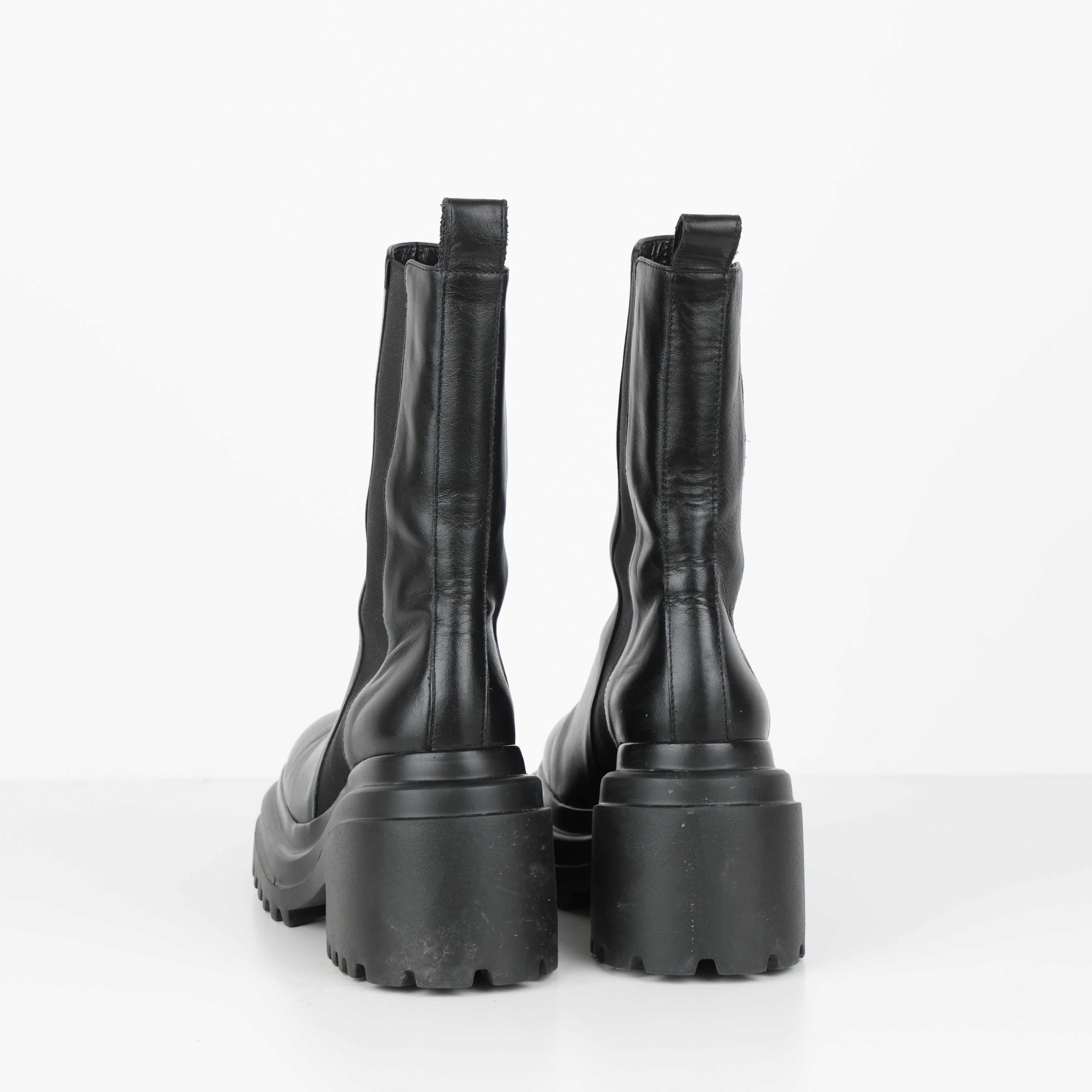 Boots, Shoe Size 37
