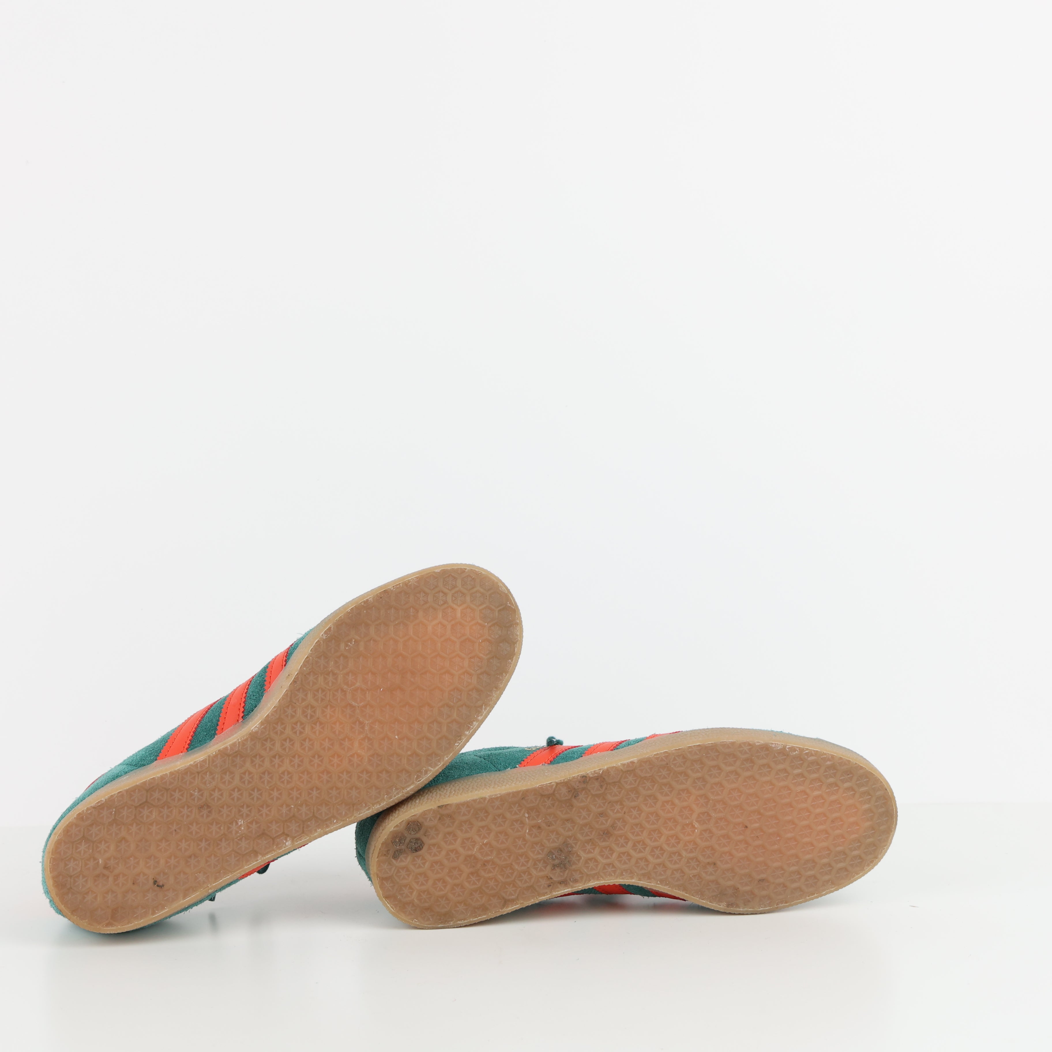 Trainers , Shoe Size 39