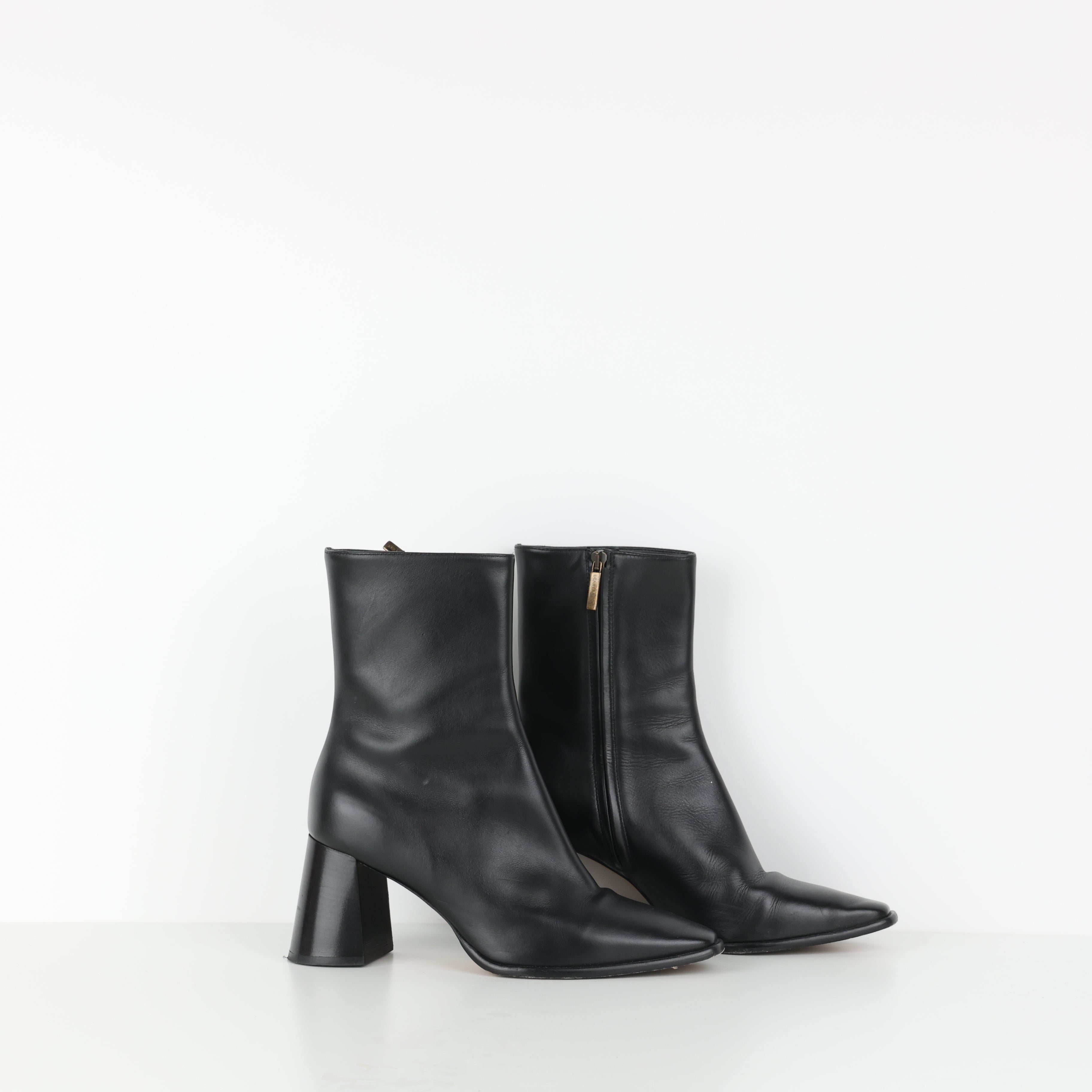Boots , Shoe Size 39