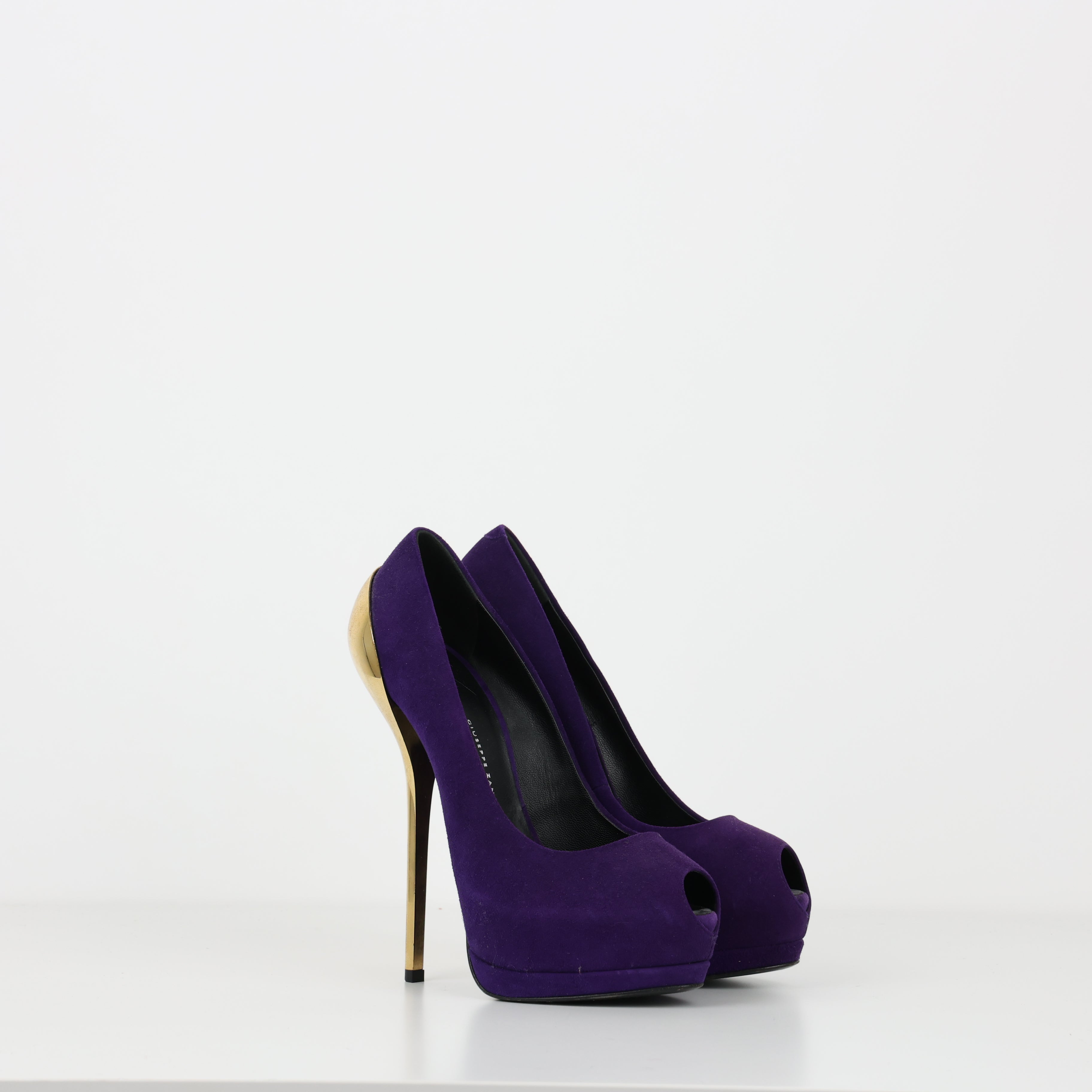 Heels , Shoe Size 38