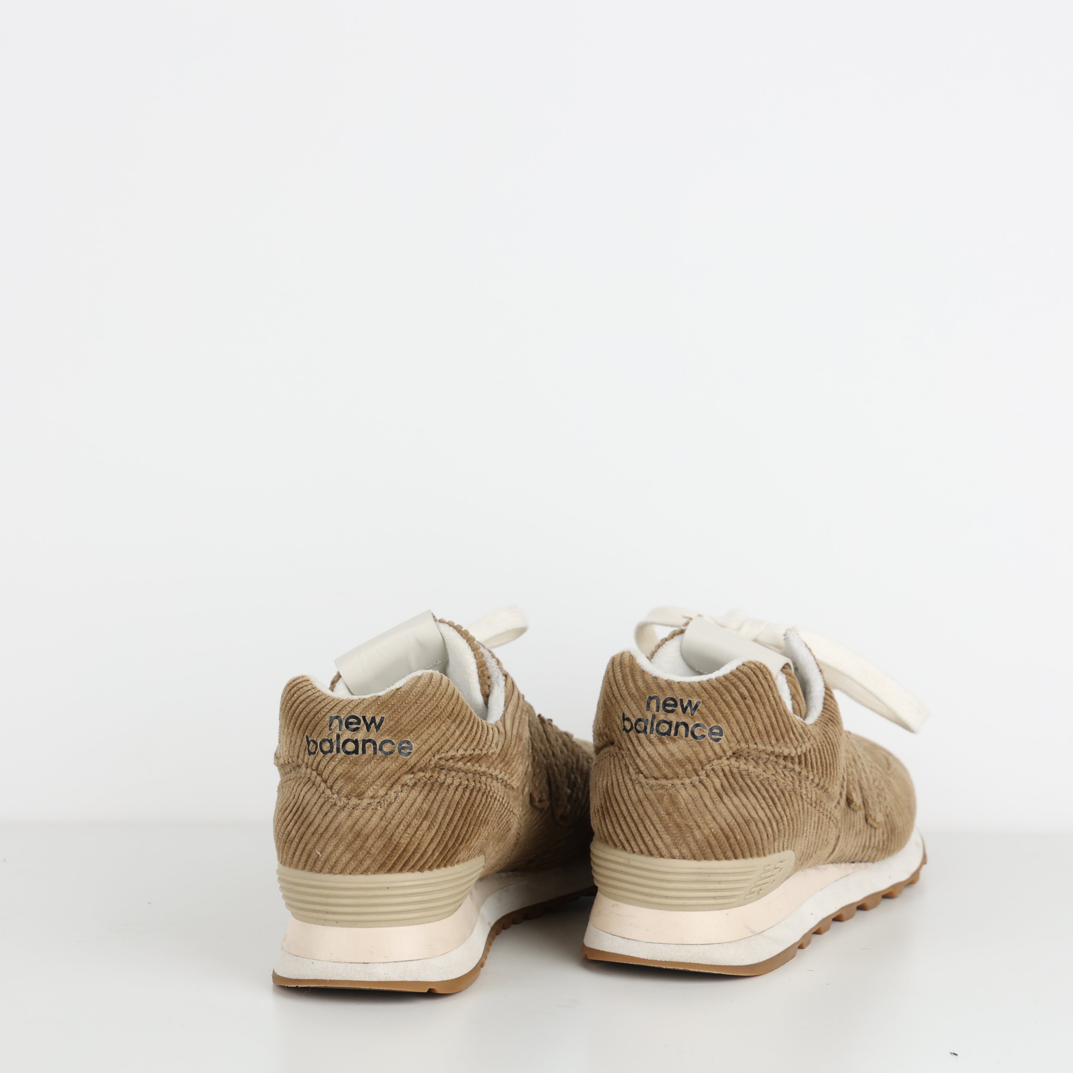 Trainers , Shoe Size 39.5