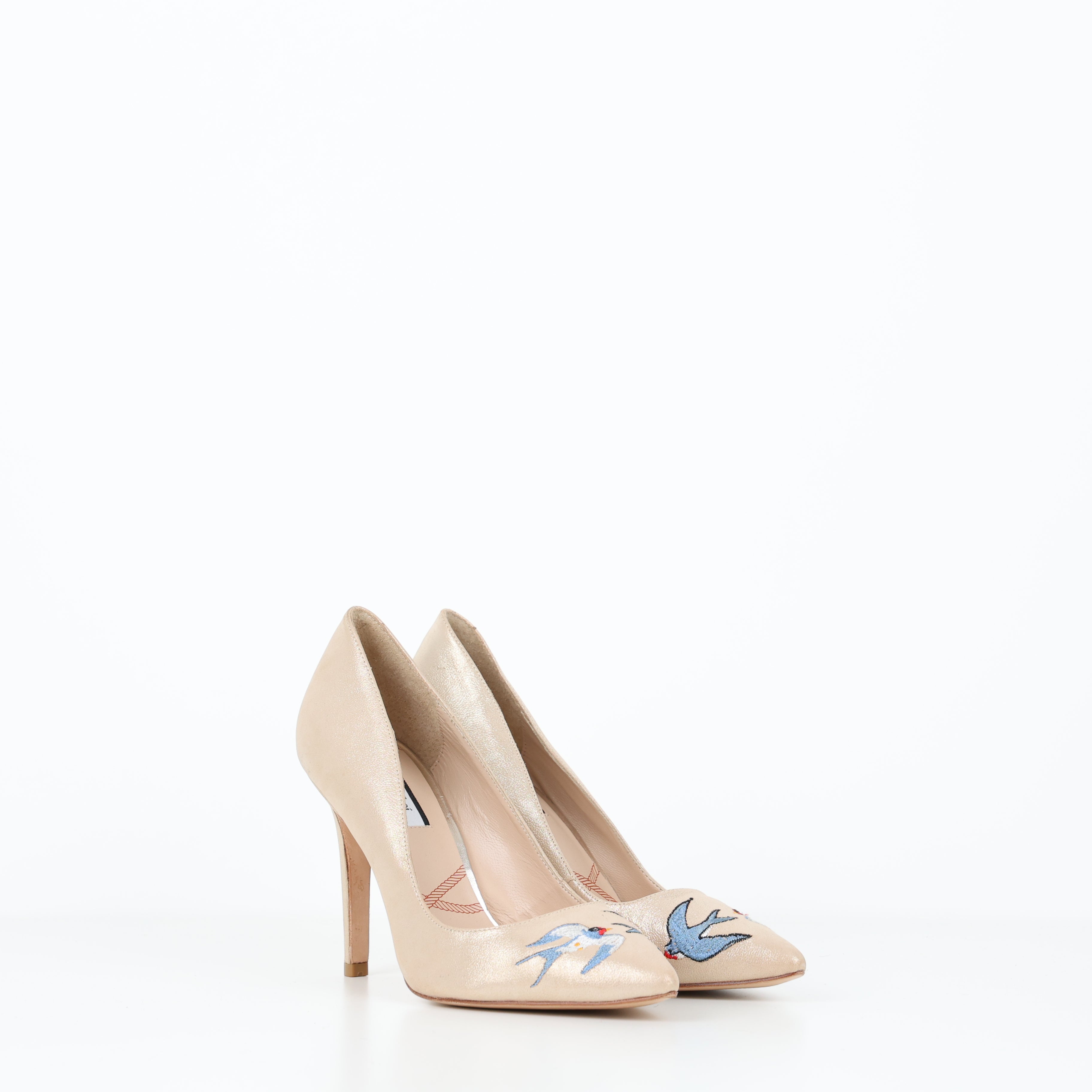 Heels , Shoe Size 40