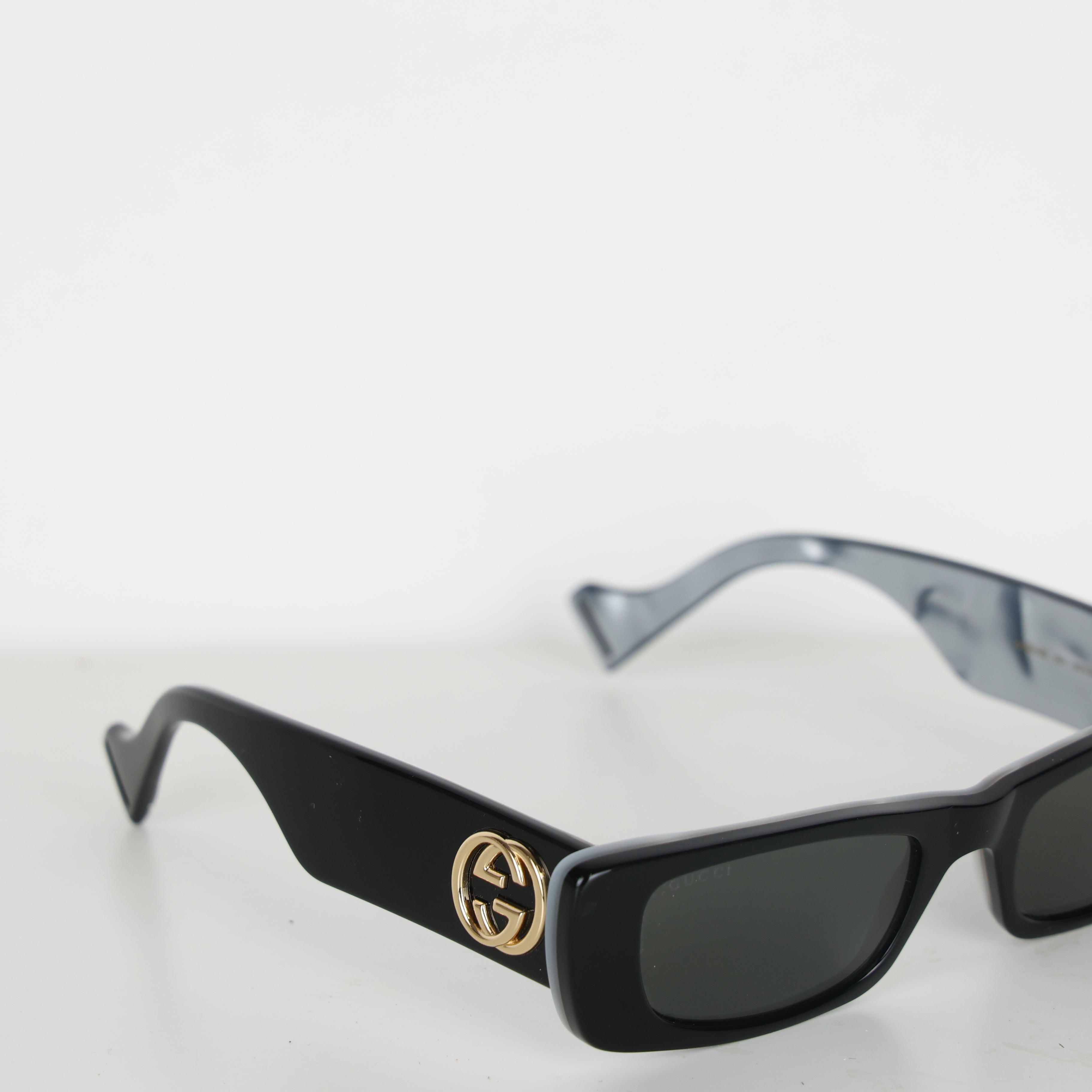 Sunglasses, UK Size One Size