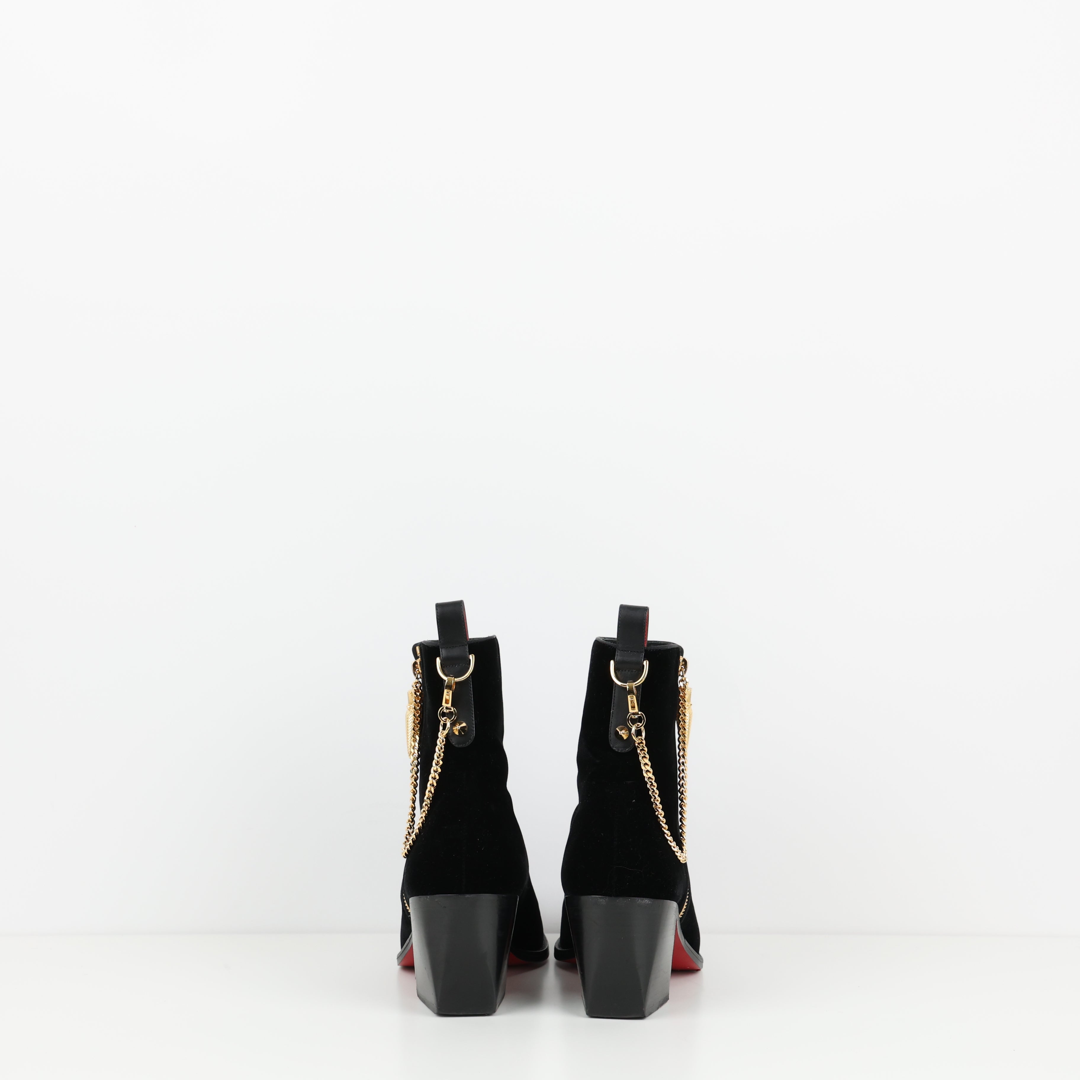 Boots , Shoe Size 39