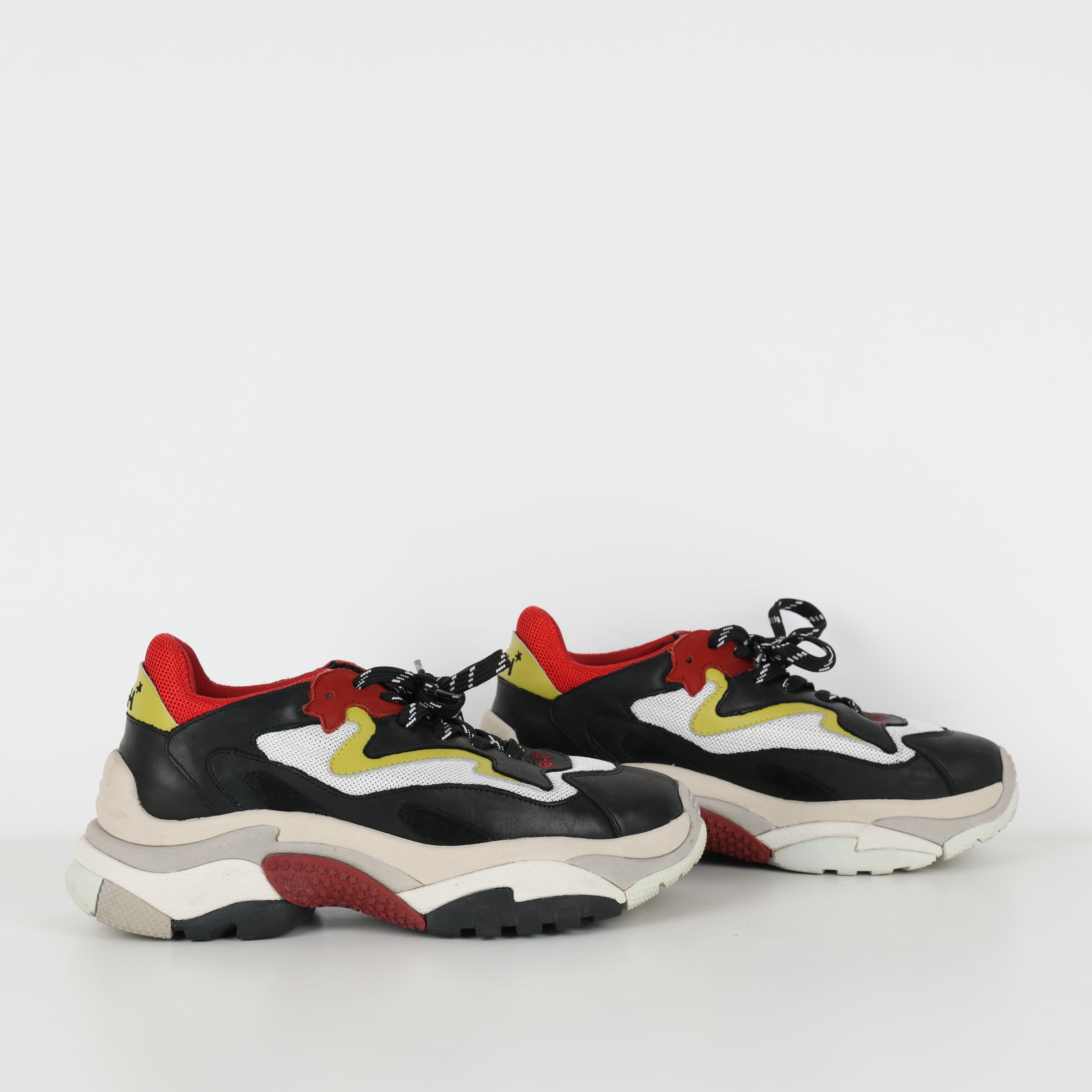 Trainers , Shoe Size 38