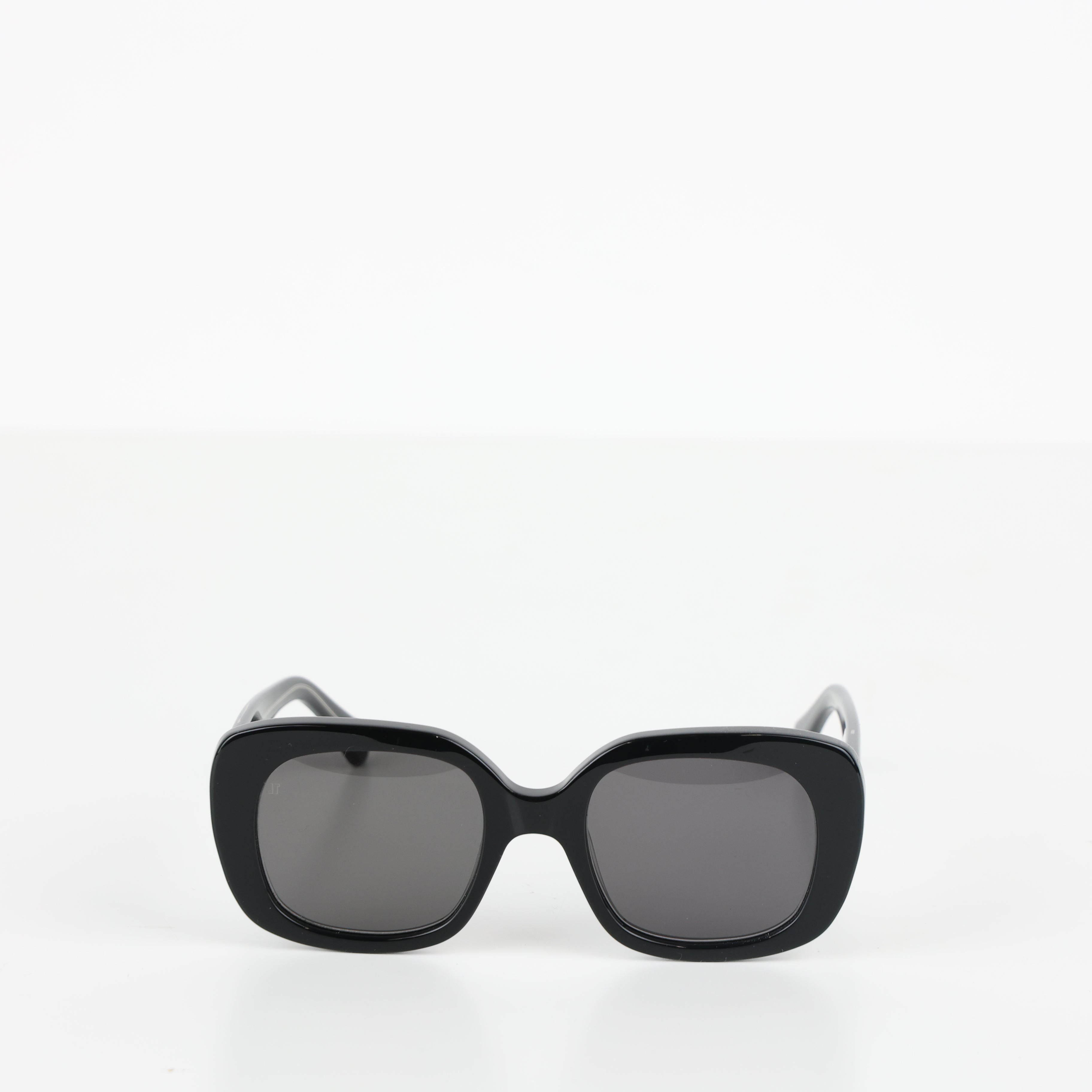 Sunglasses, UK Size One Size