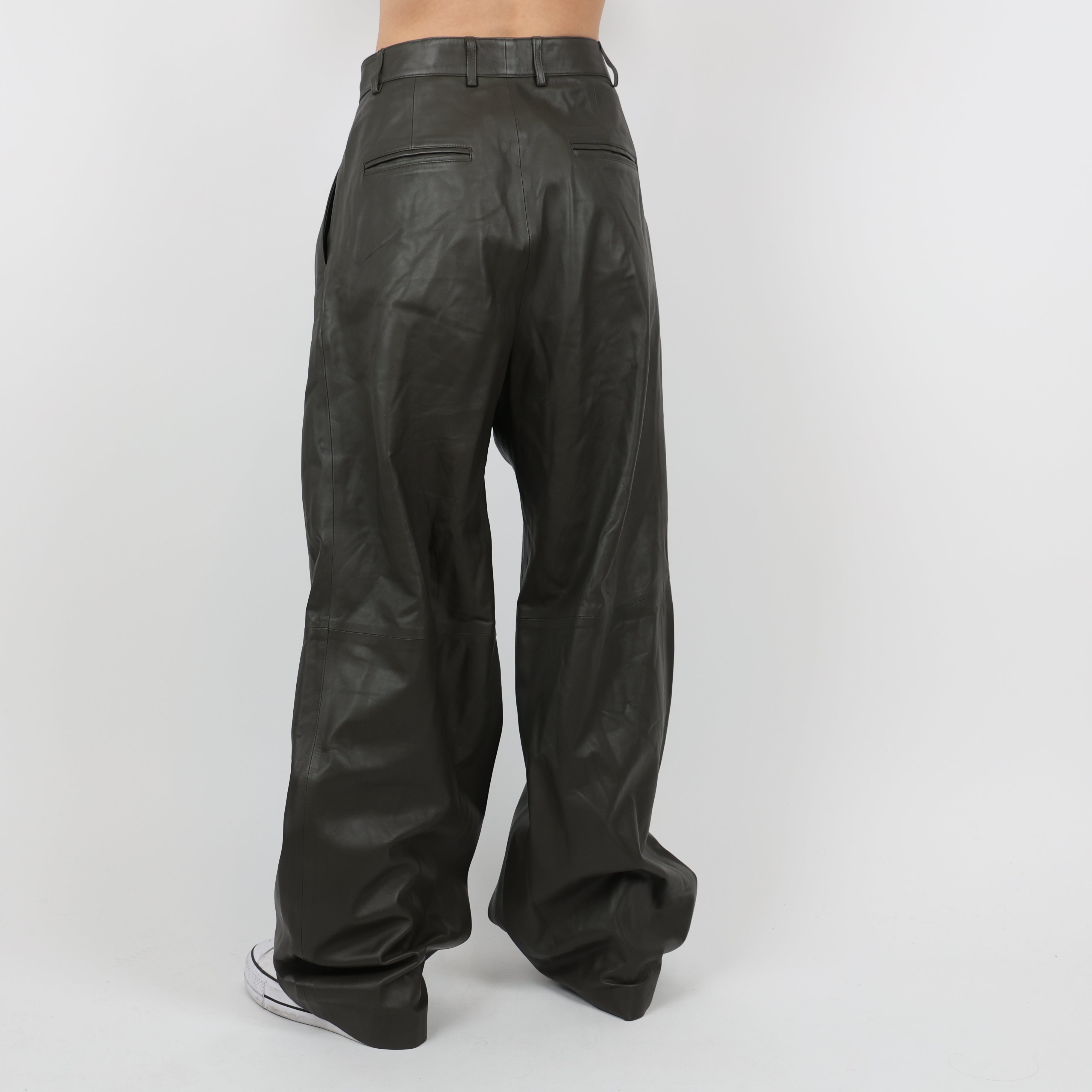 Trousers, Waist 32