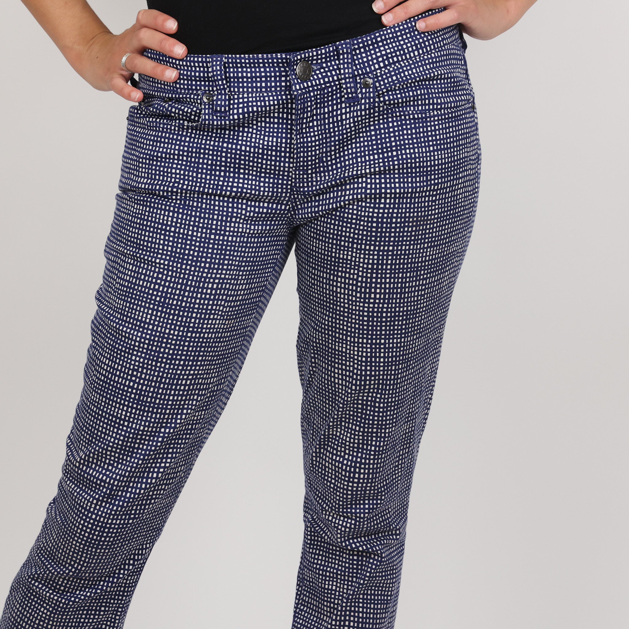 Trousers, Waist 28