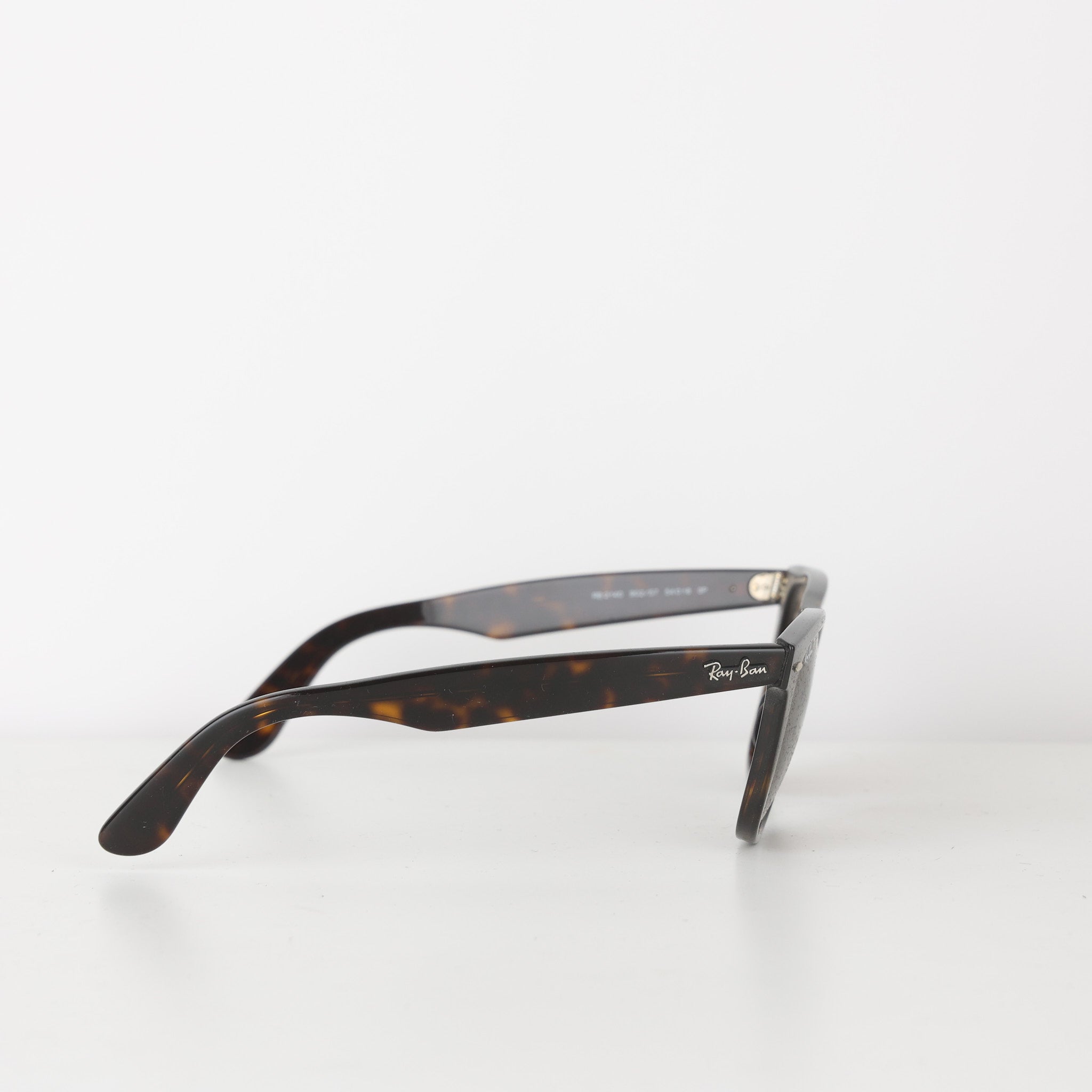 Sunglasses, UK Size One Size