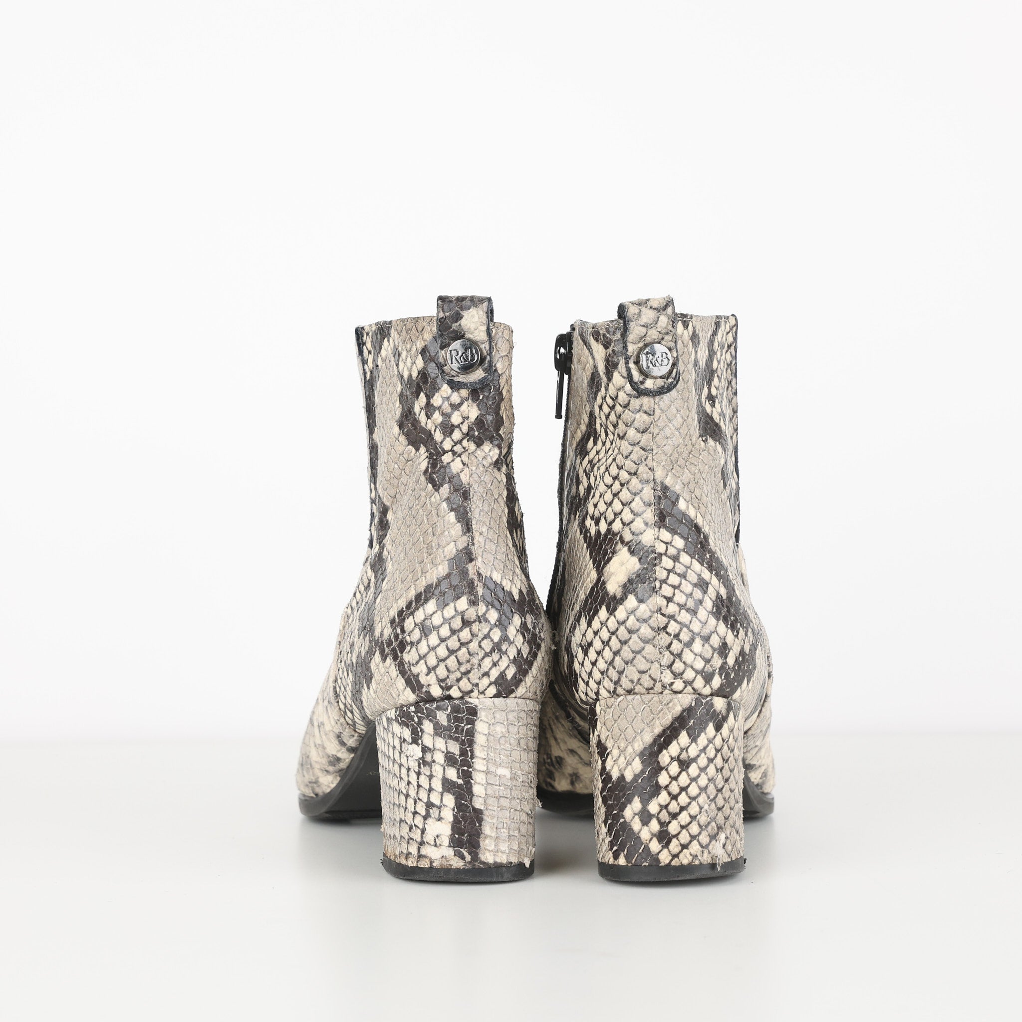 Shoes, Shoe Size 37