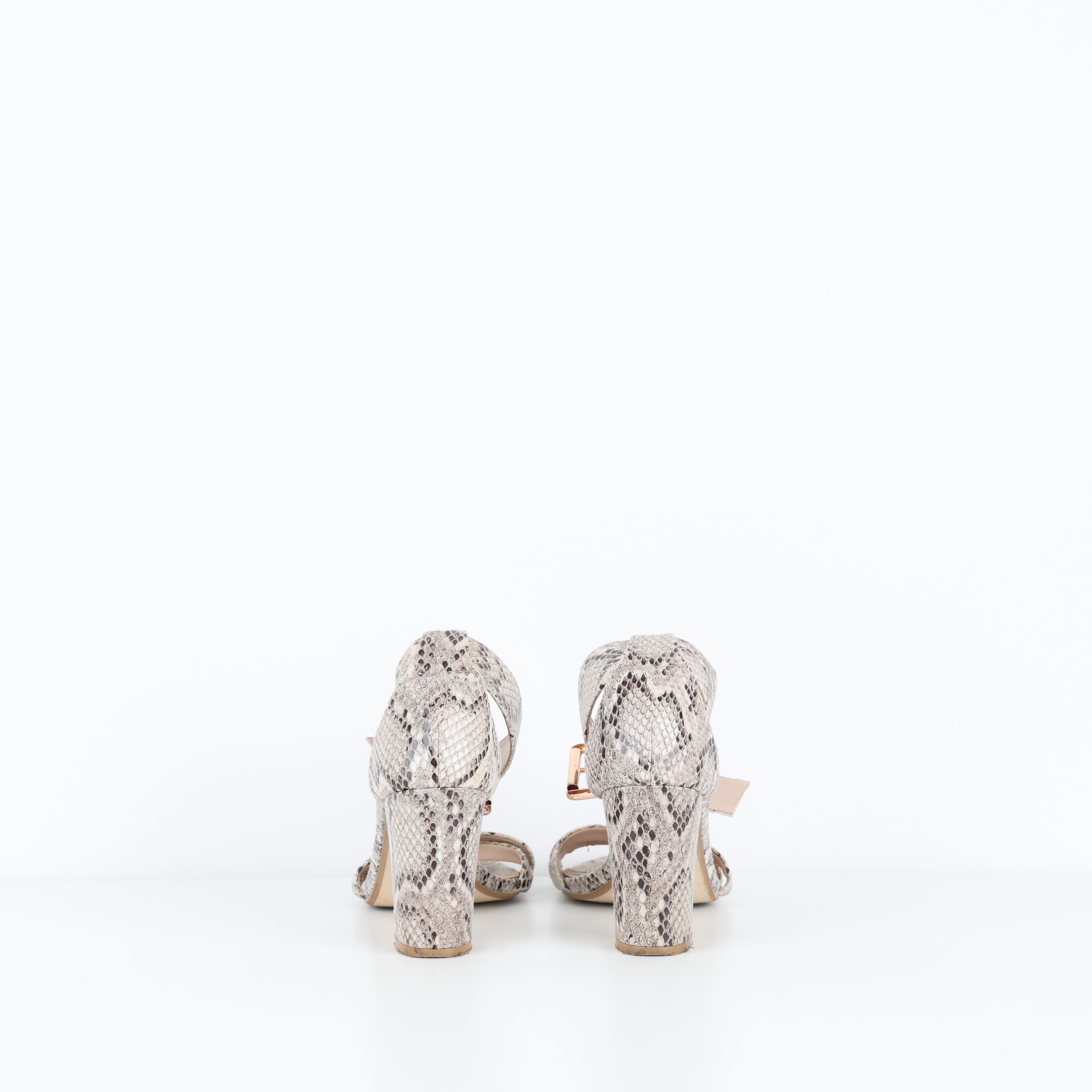 Shoes, Shoe Size 39