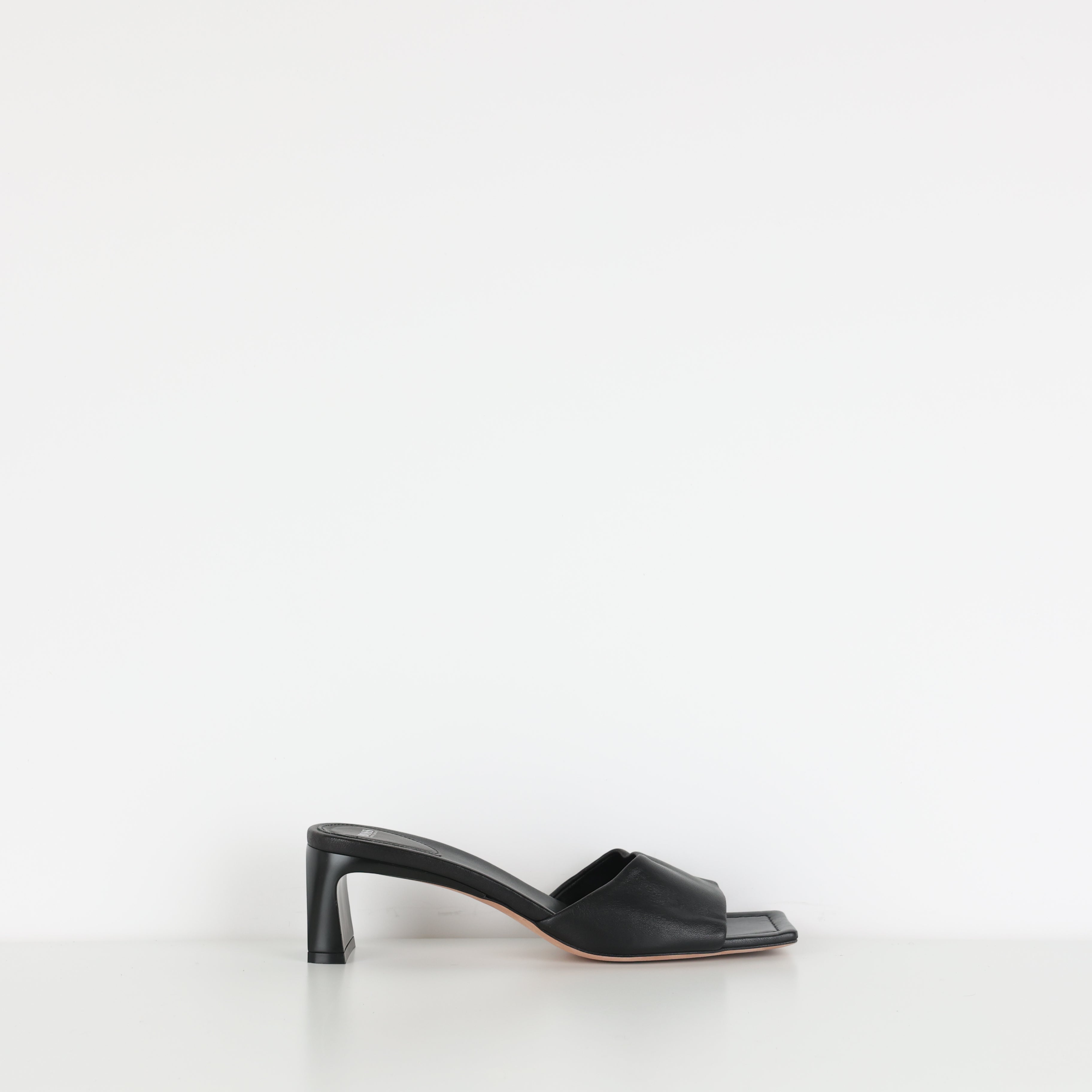 Heels , Shoe Size 39
