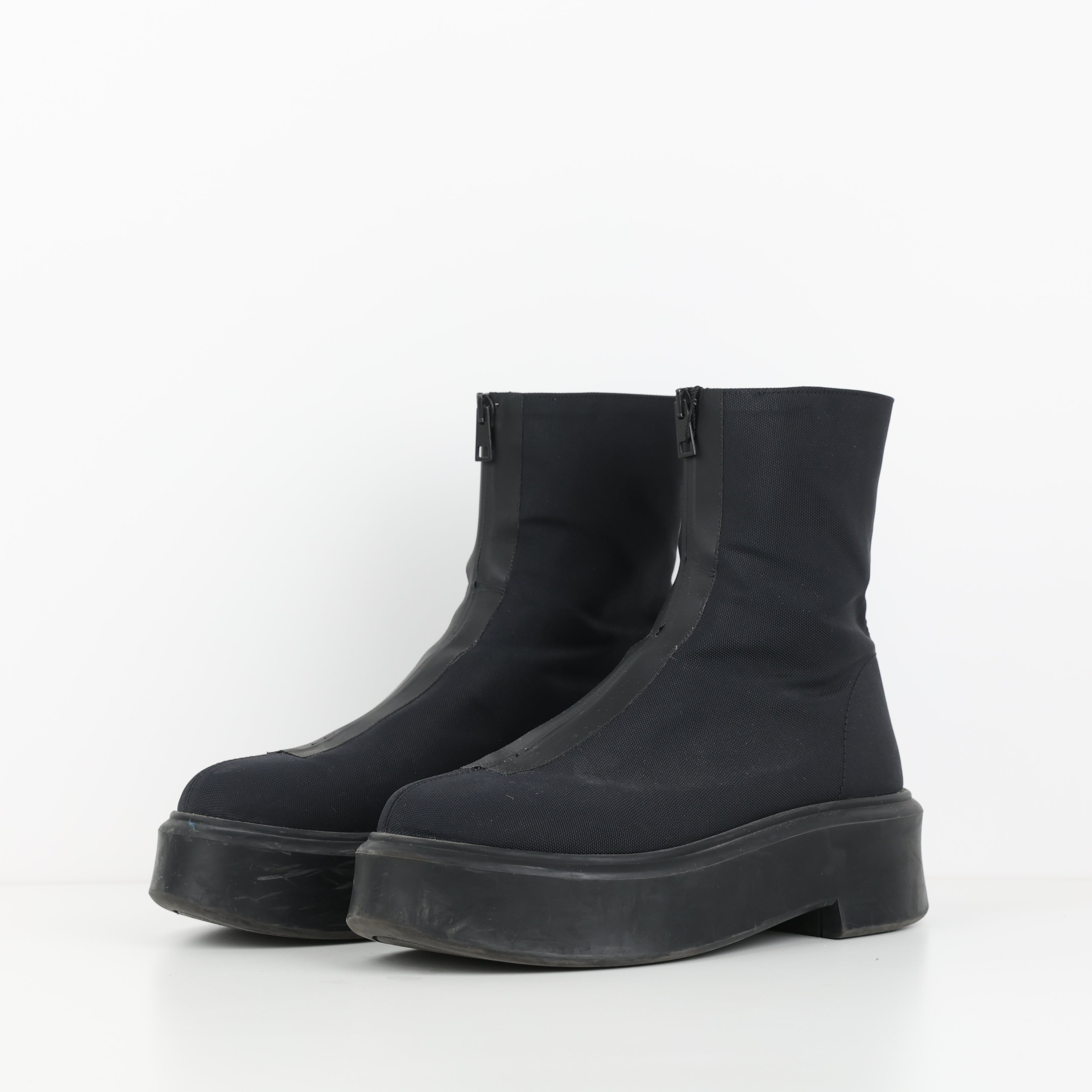 Boots , Shoe Size 39