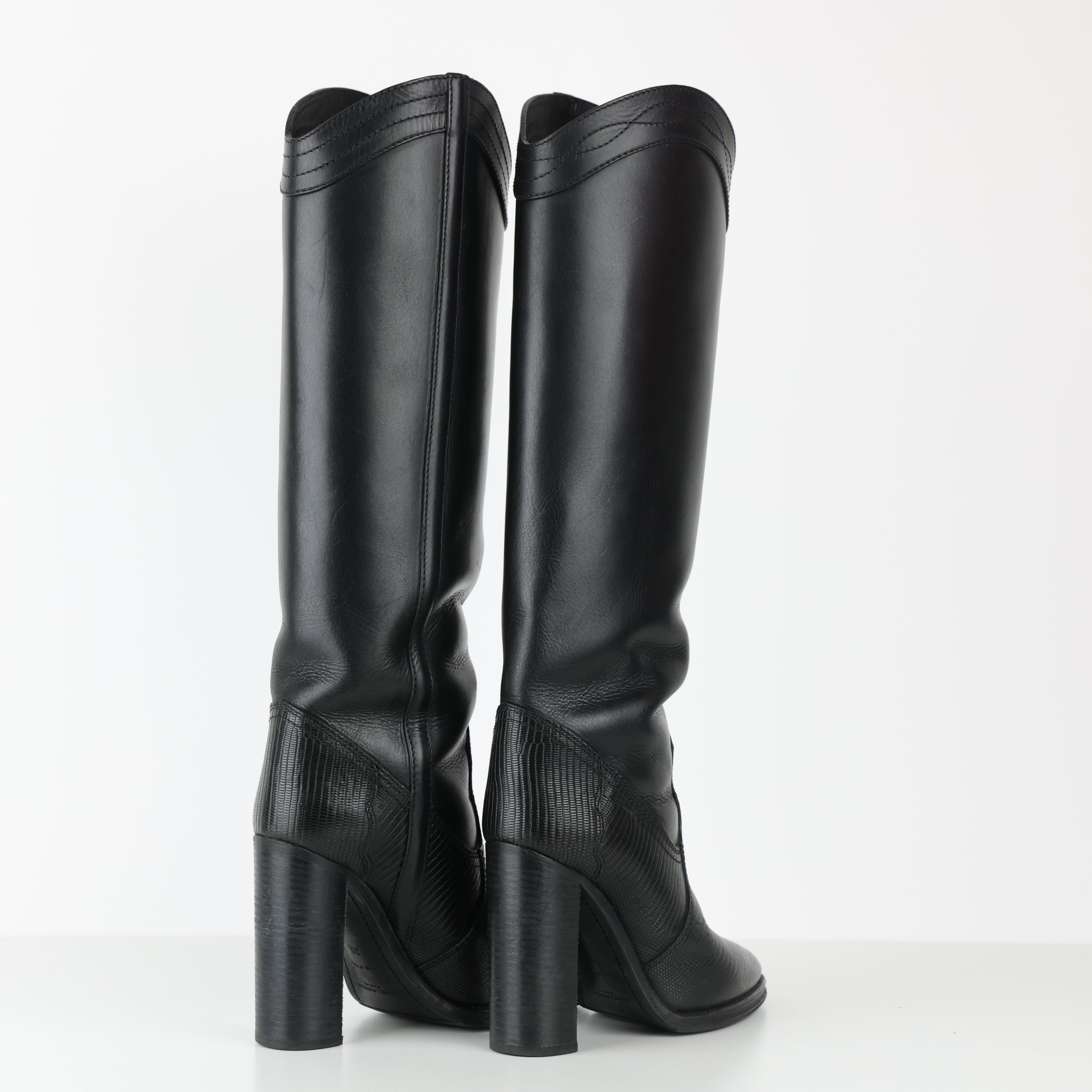 Boots , Shoe Size 39