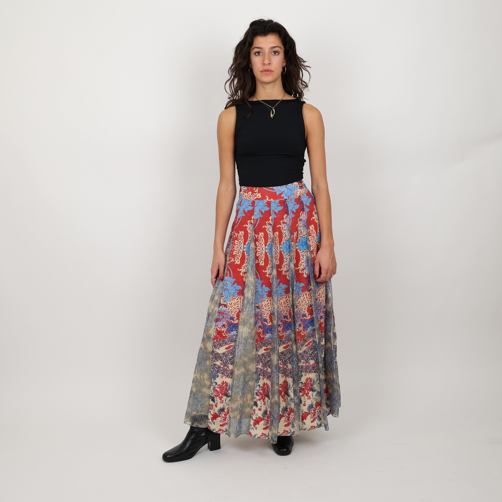 Skirt, UK Size 6