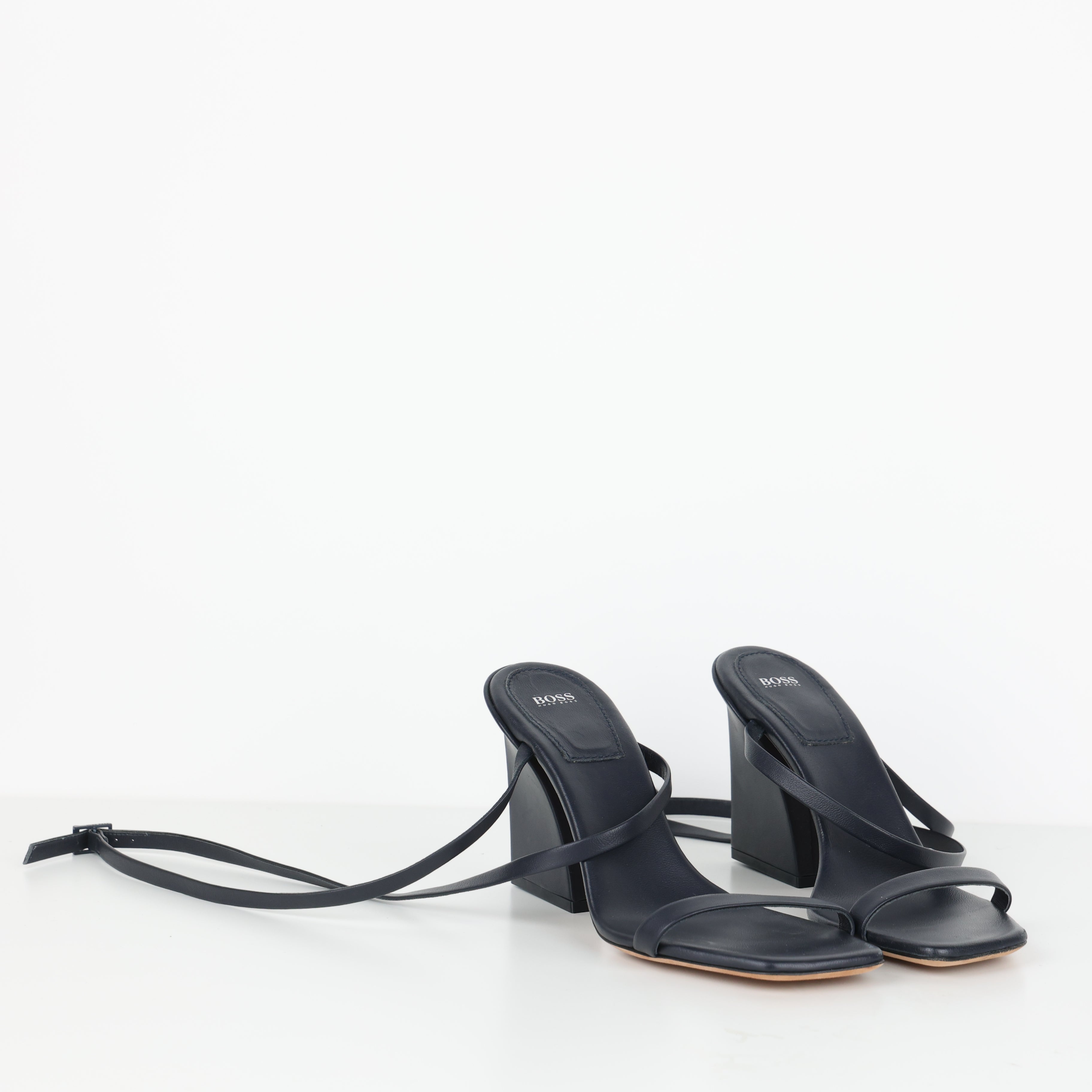 Heels , Shoe Size 39