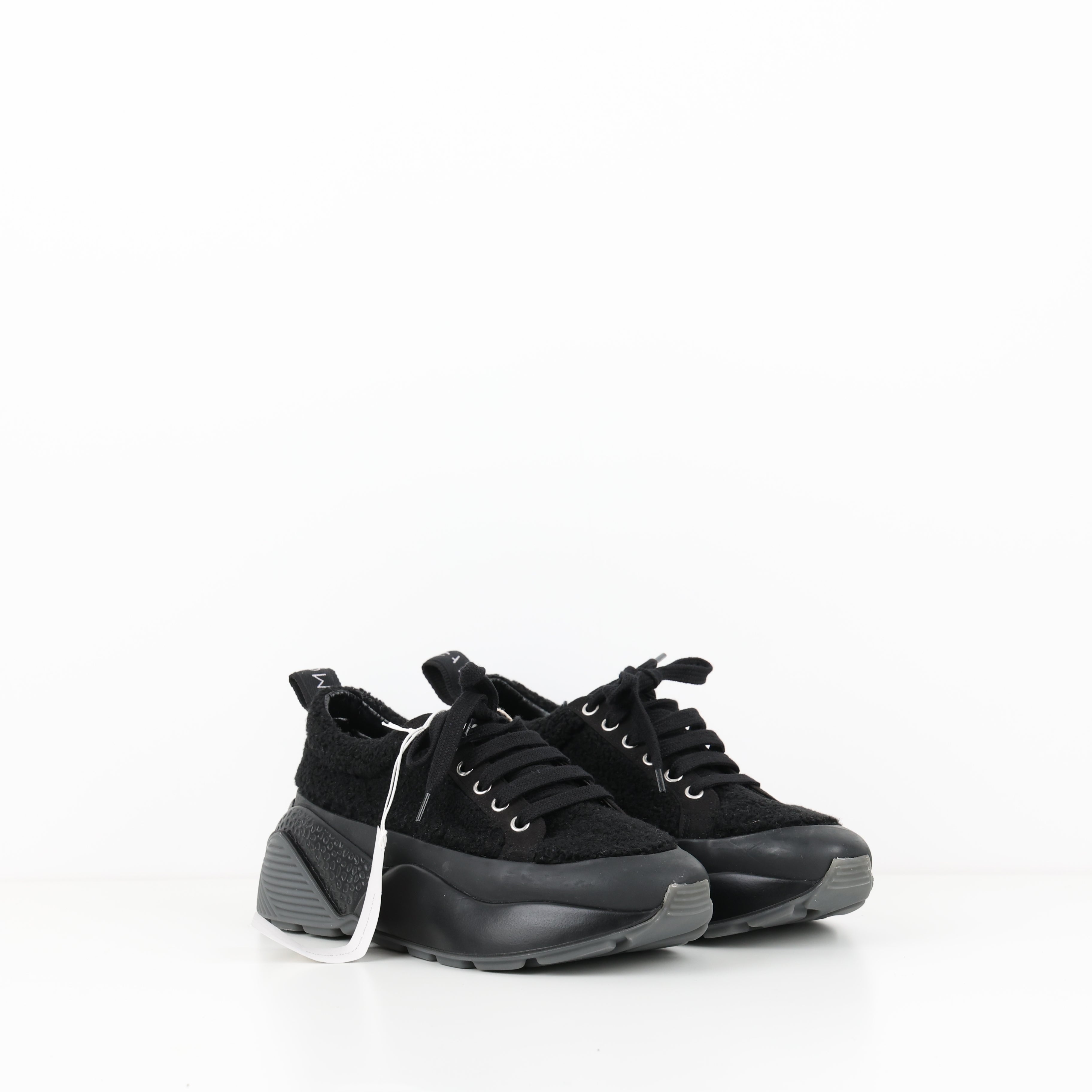 Trainers , Shoe Size 39