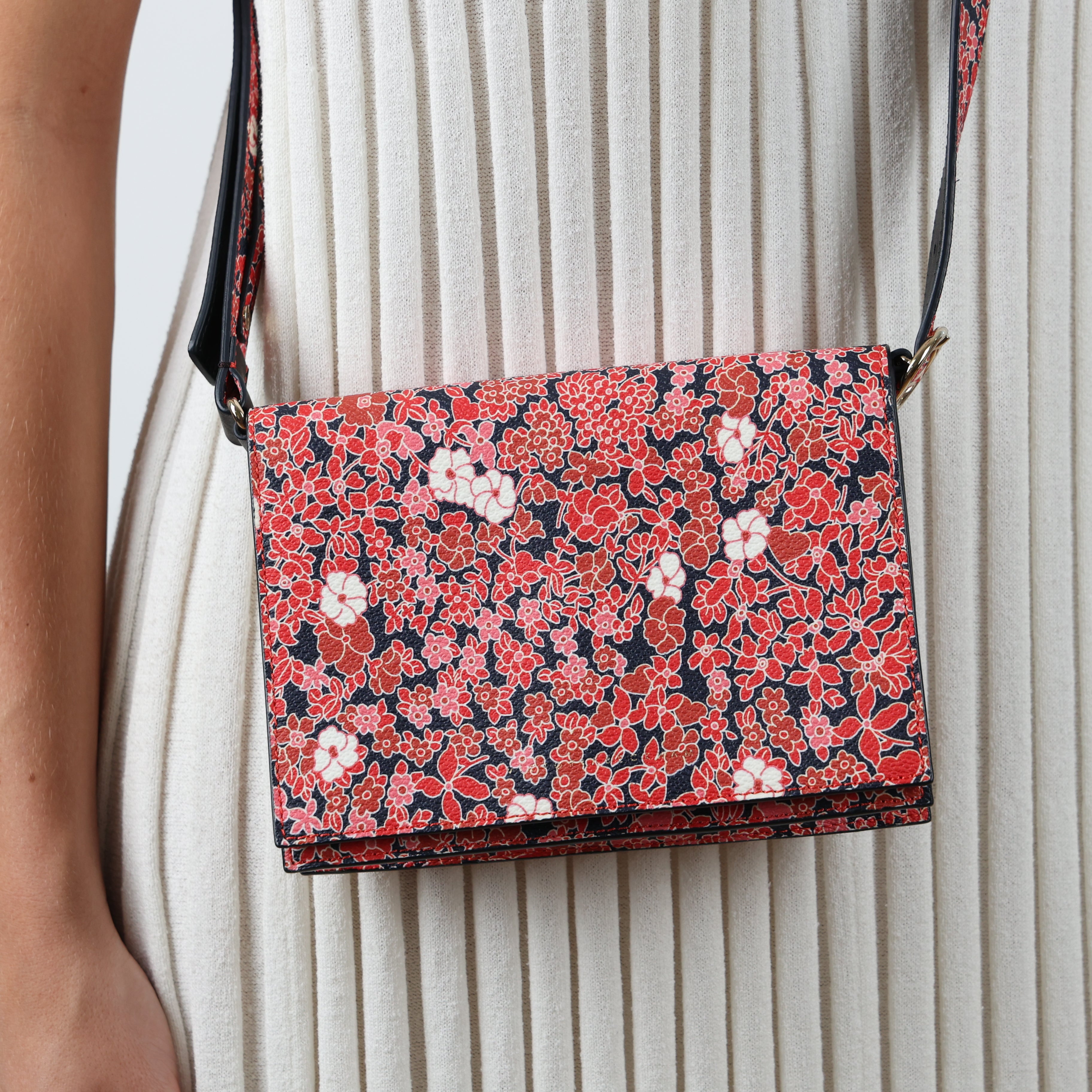 Victoria Beckham, Cross Body Bag