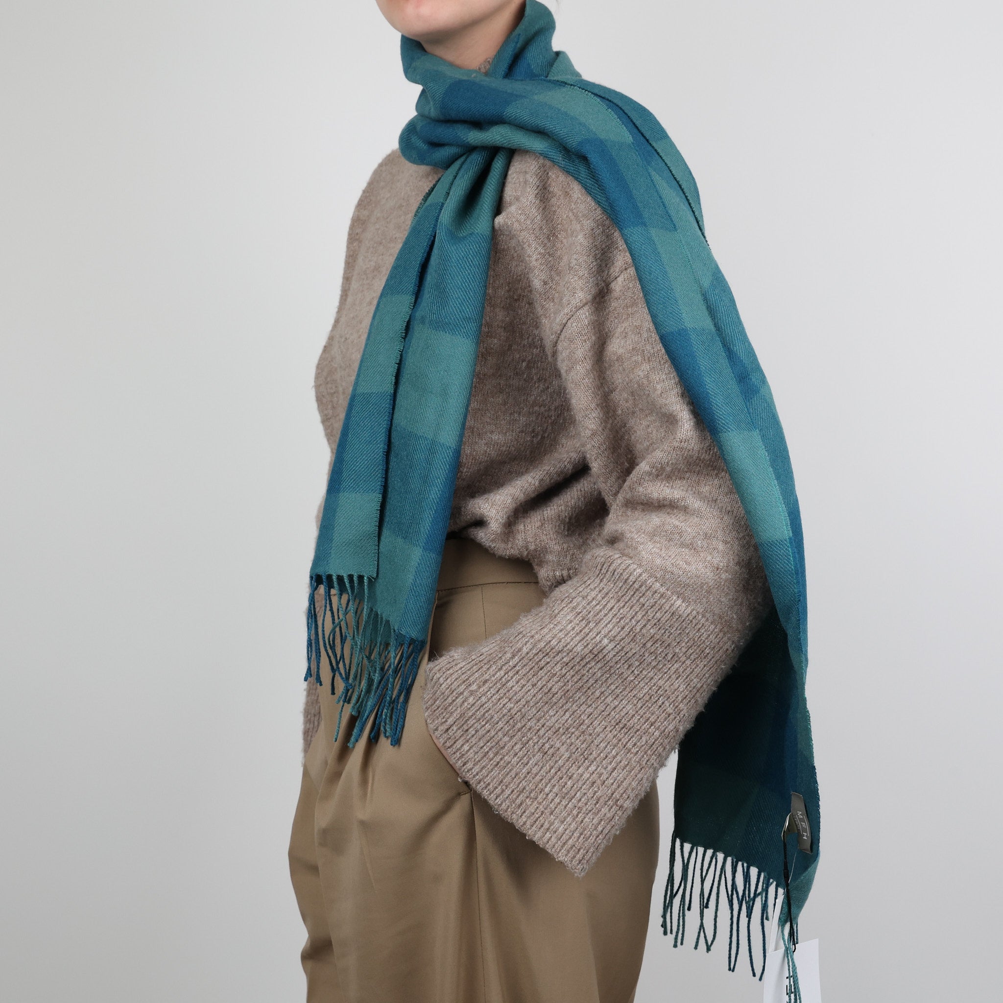 Scarf,