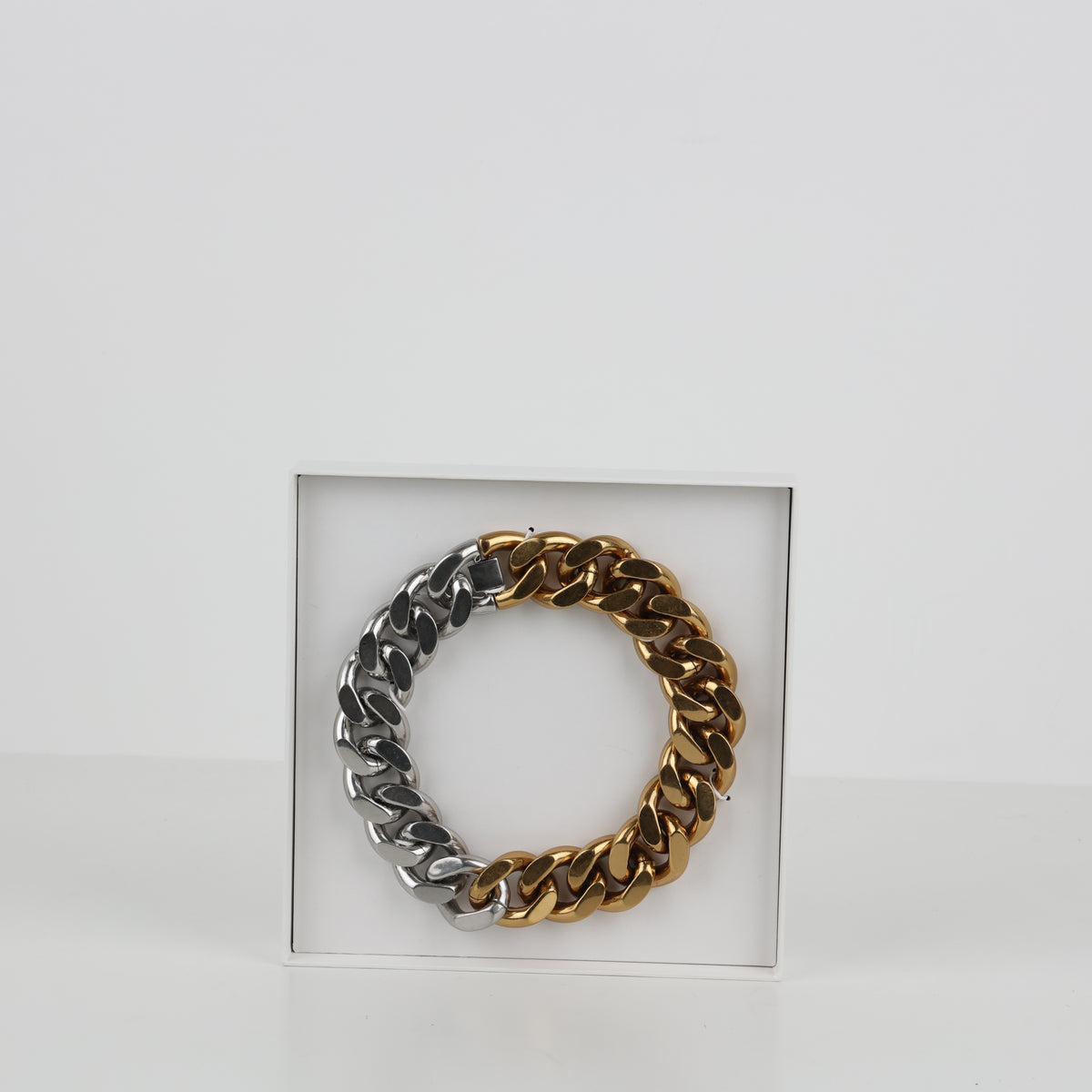 Jewellery ,