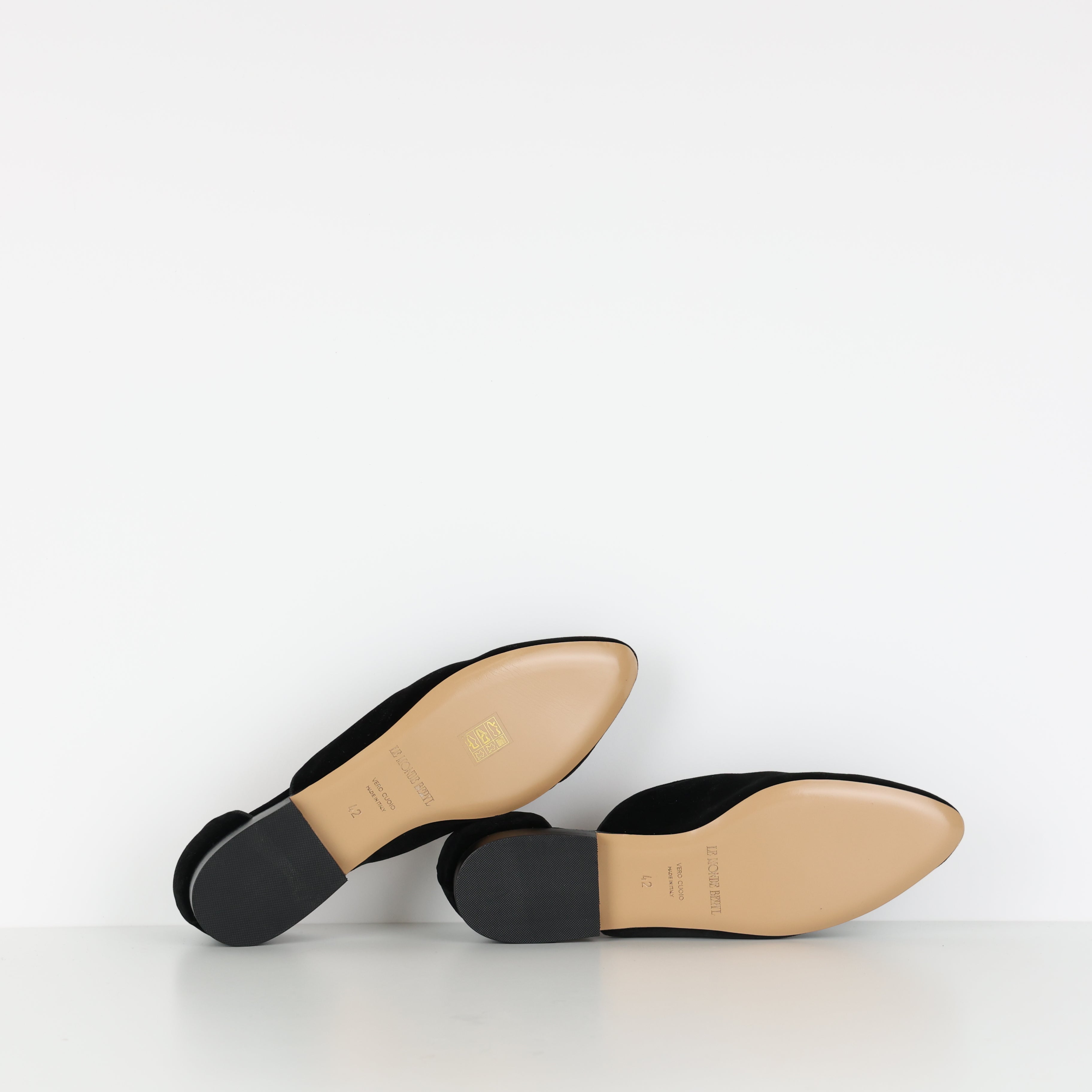 Flats , Shoe Size 42