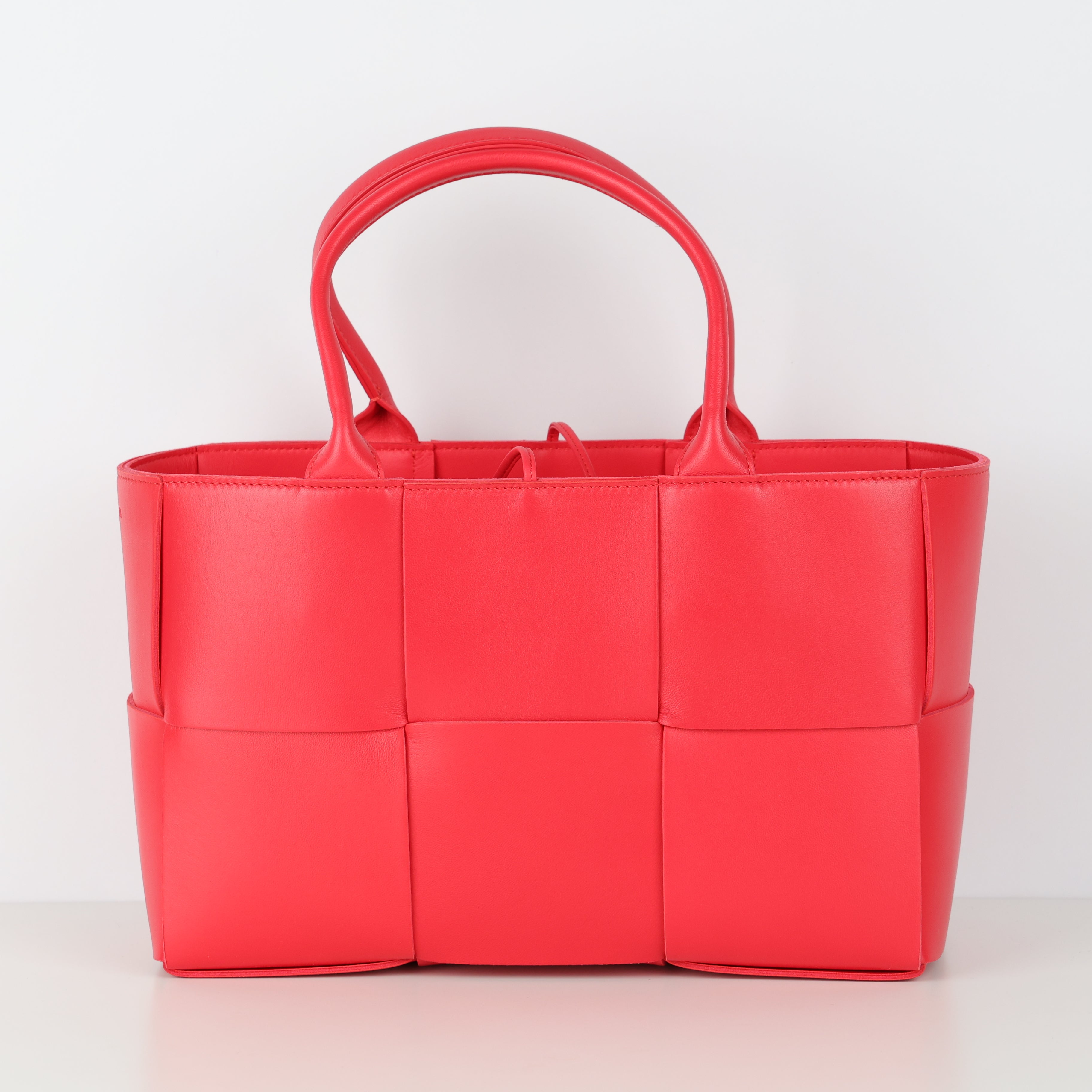Bottega Veneta, Arco Tote