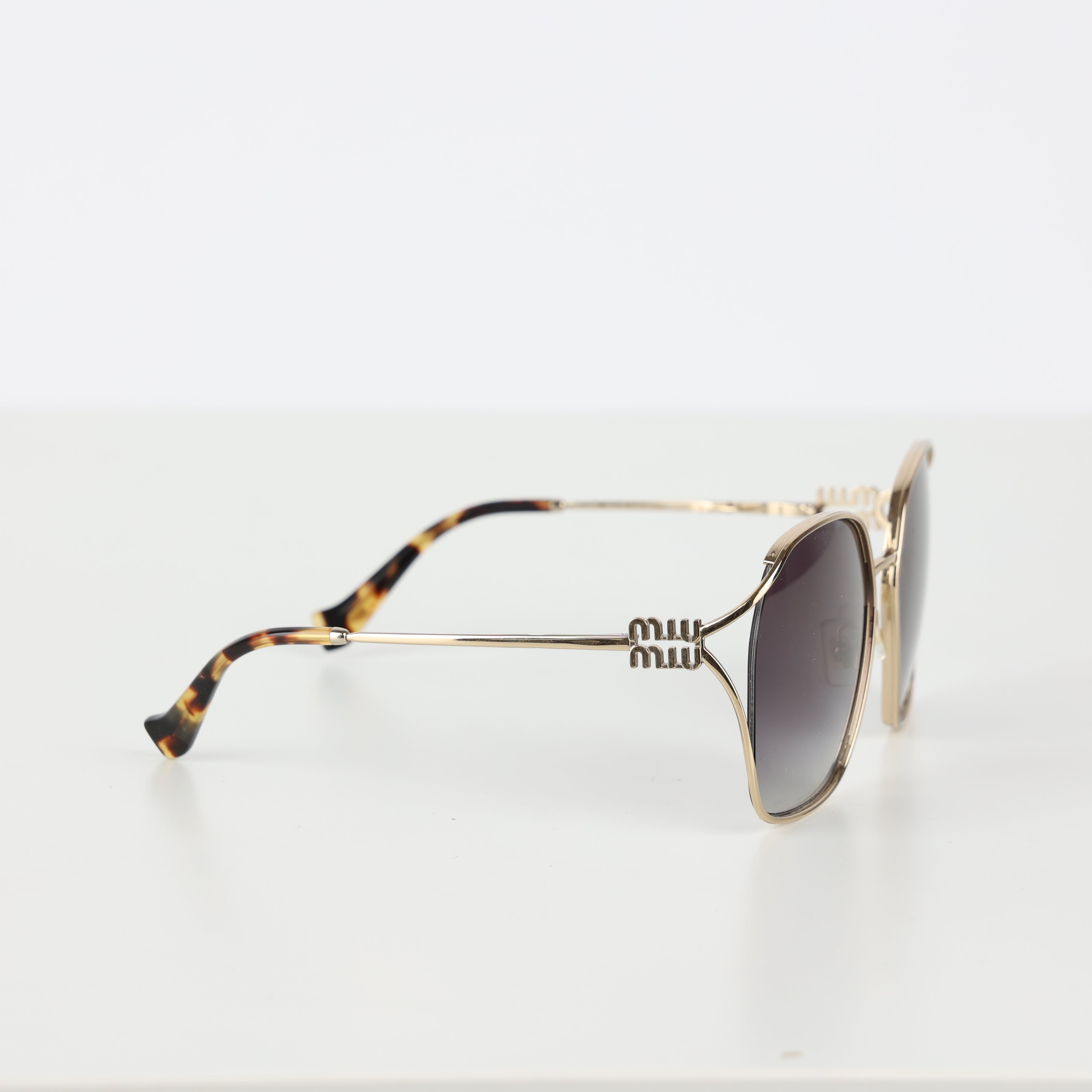 Sunglasses, UK Size One Size