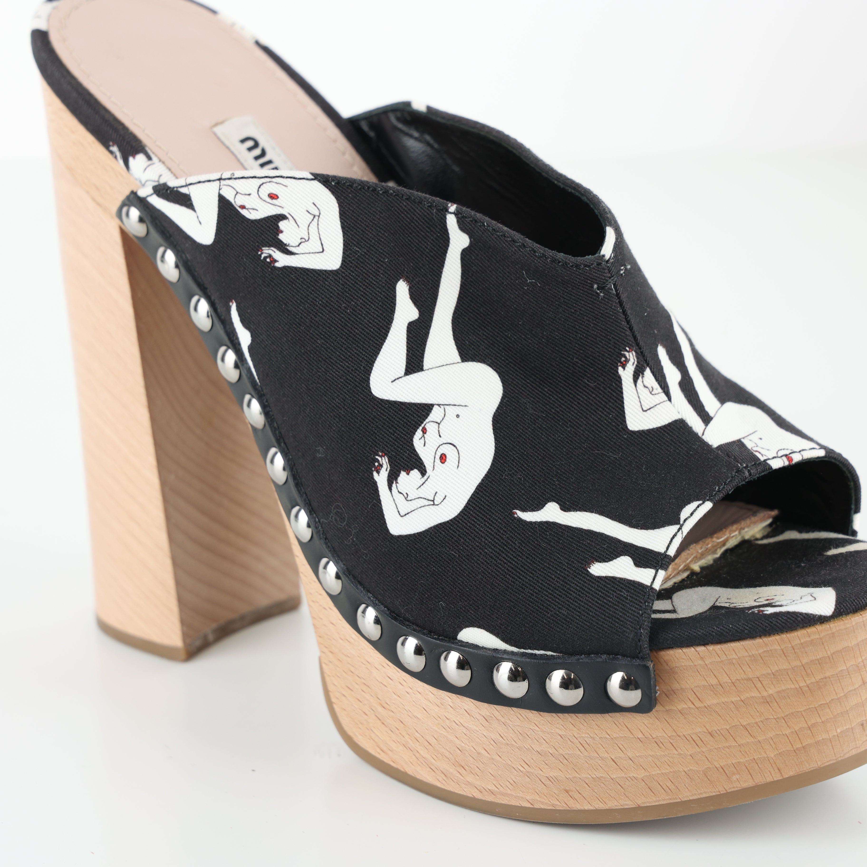 Heels , Shoe Size 38.5