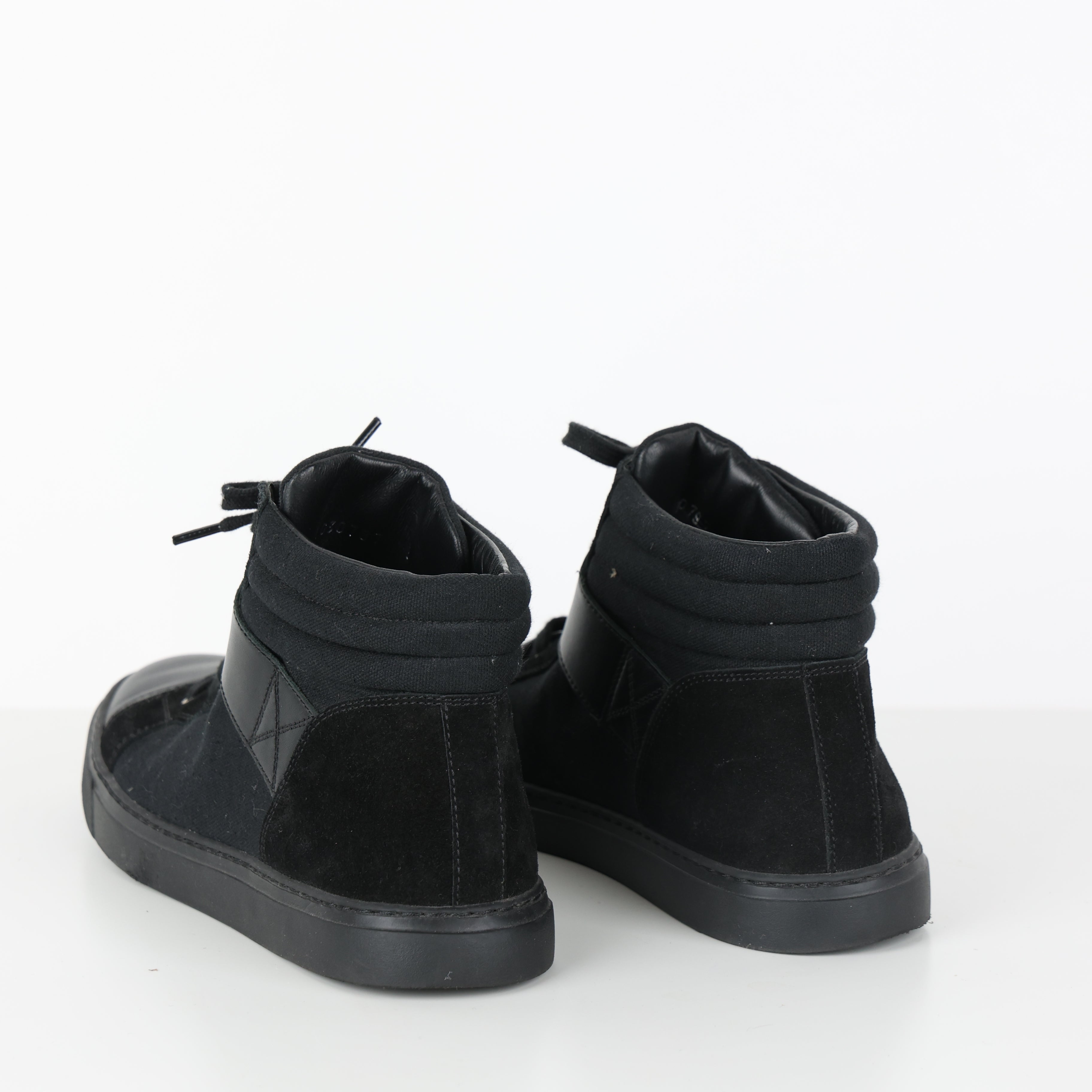 Trainers , Shoe Size 38