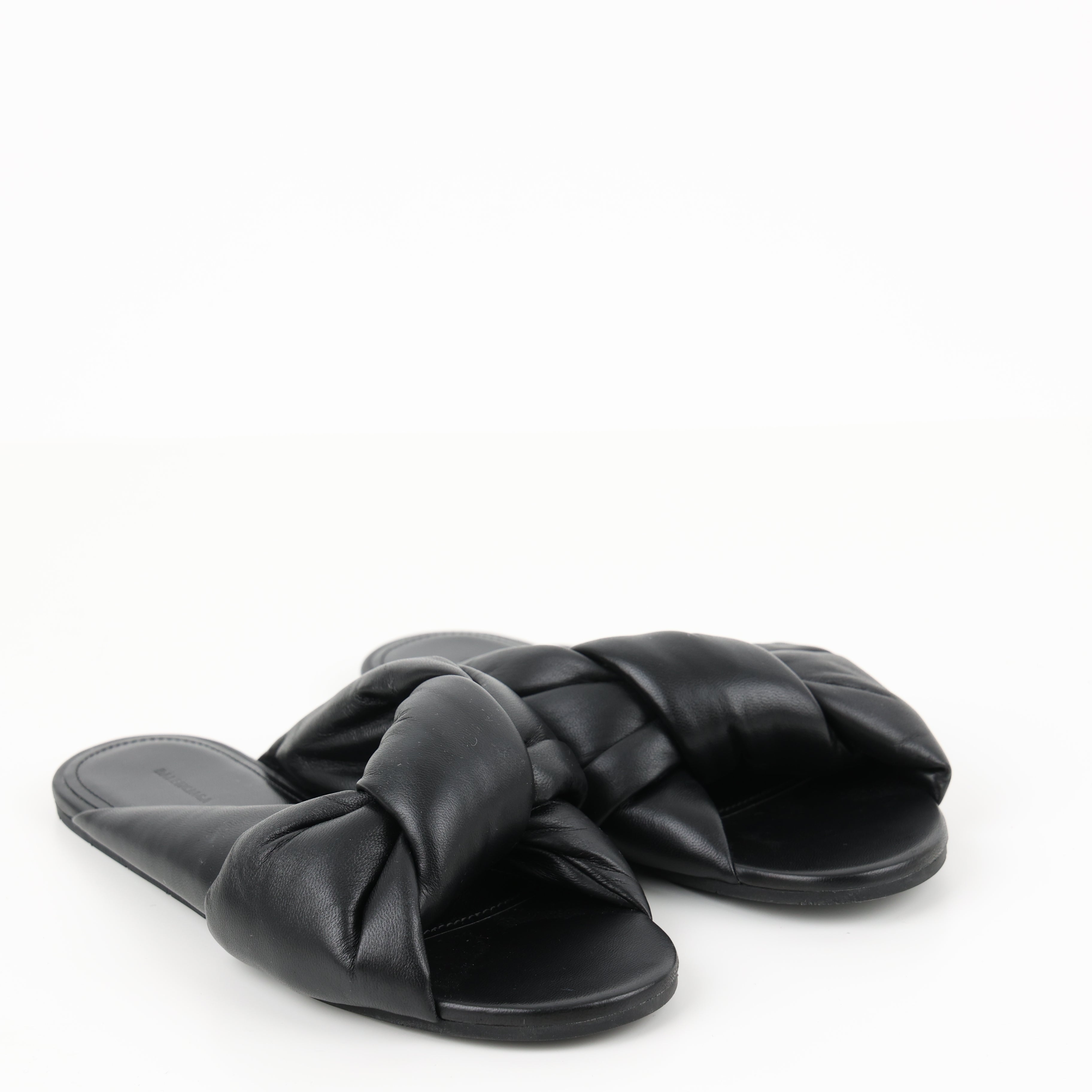 Flats , Shoe Size 37