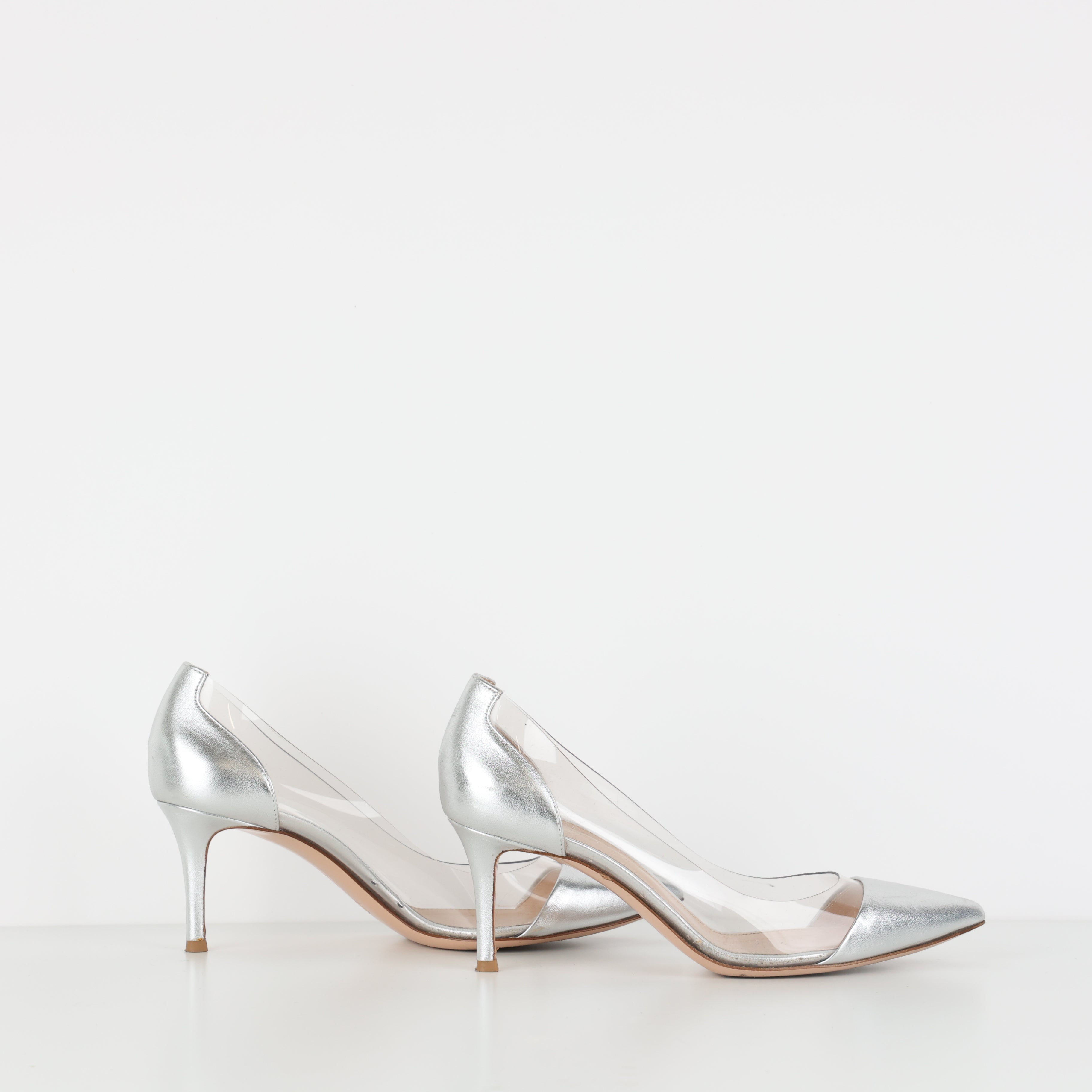 Heels , Shoe Size 37