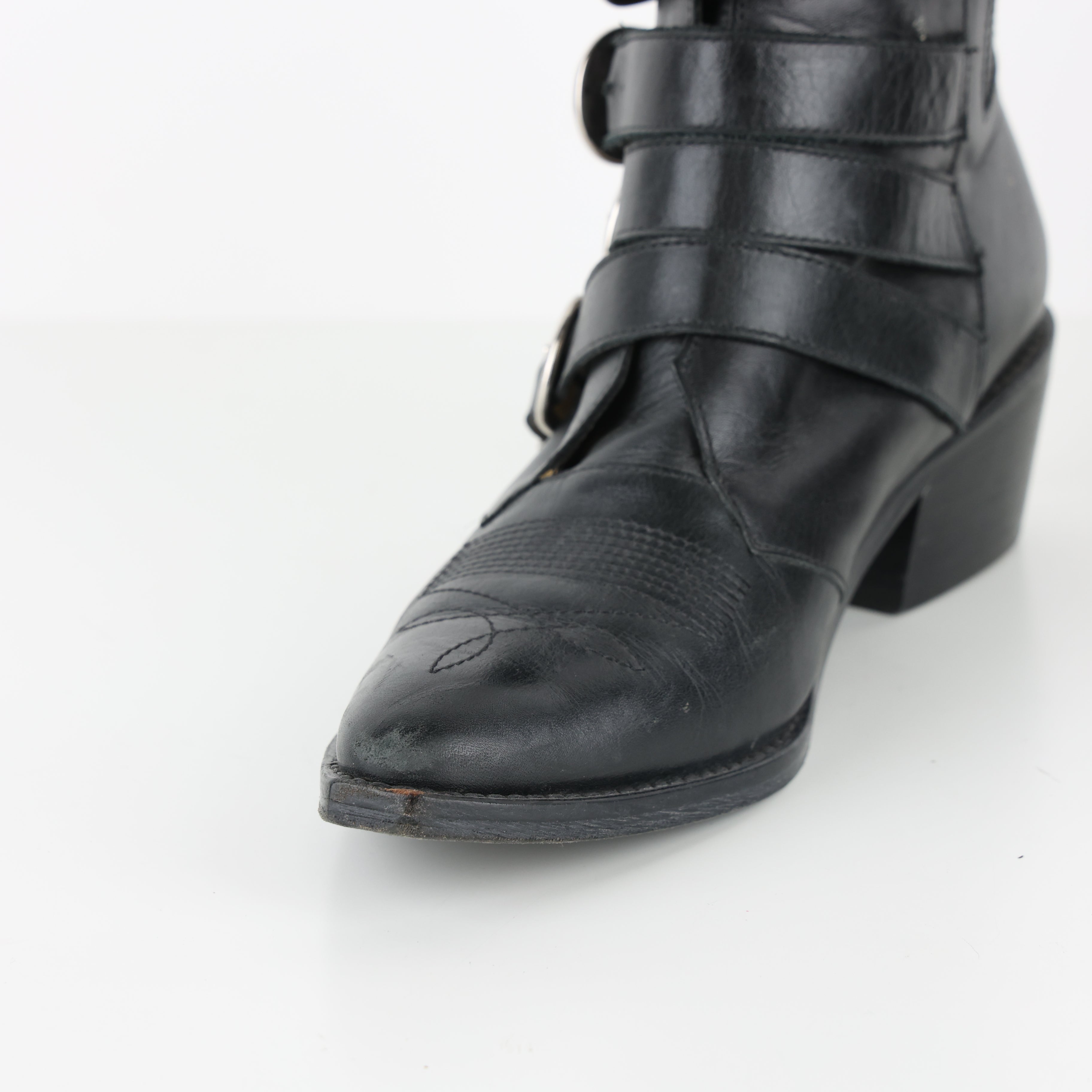 Boots , Shoe Size 39