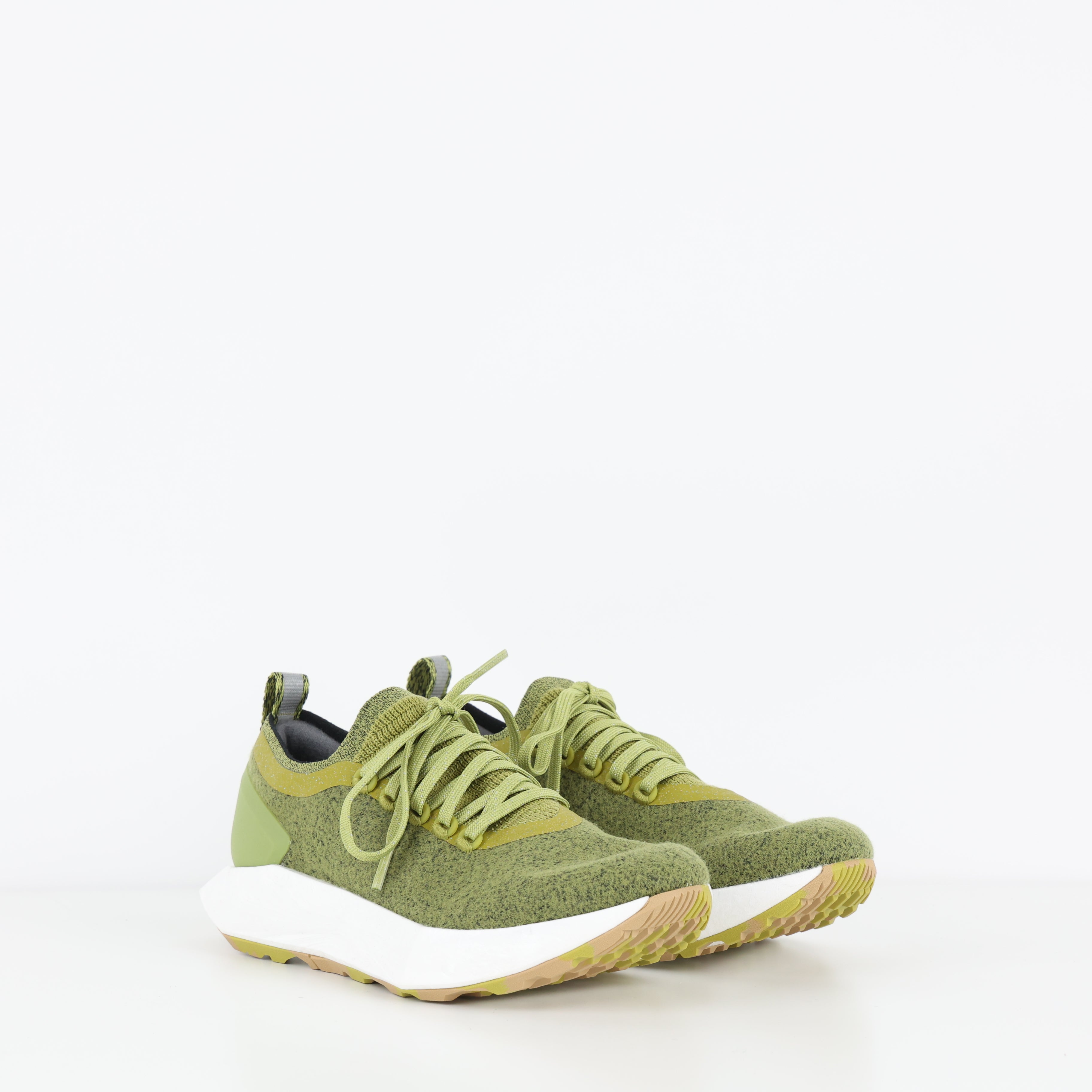 Trainers , Shoe Size 37.5