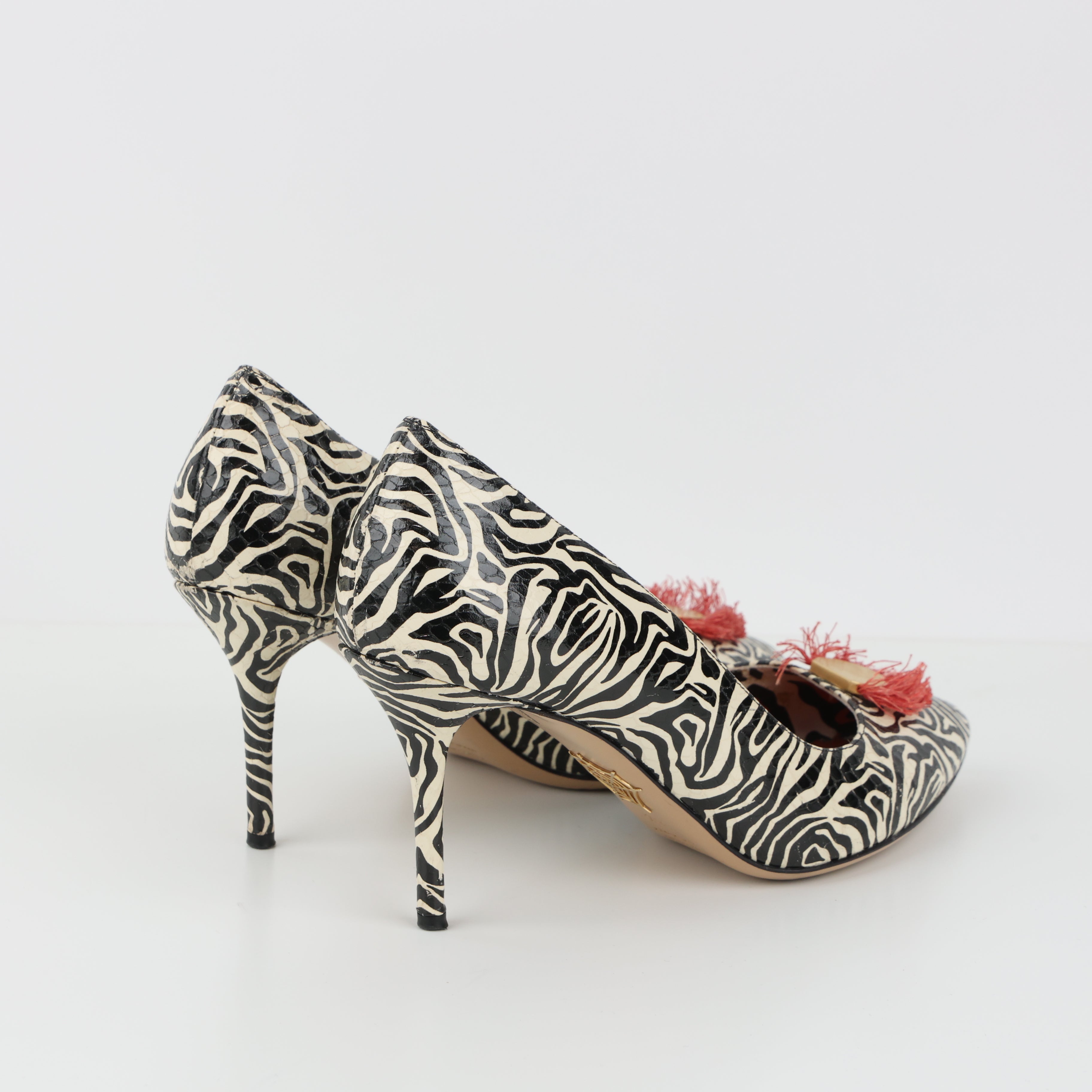 Heels , Shoe size 37