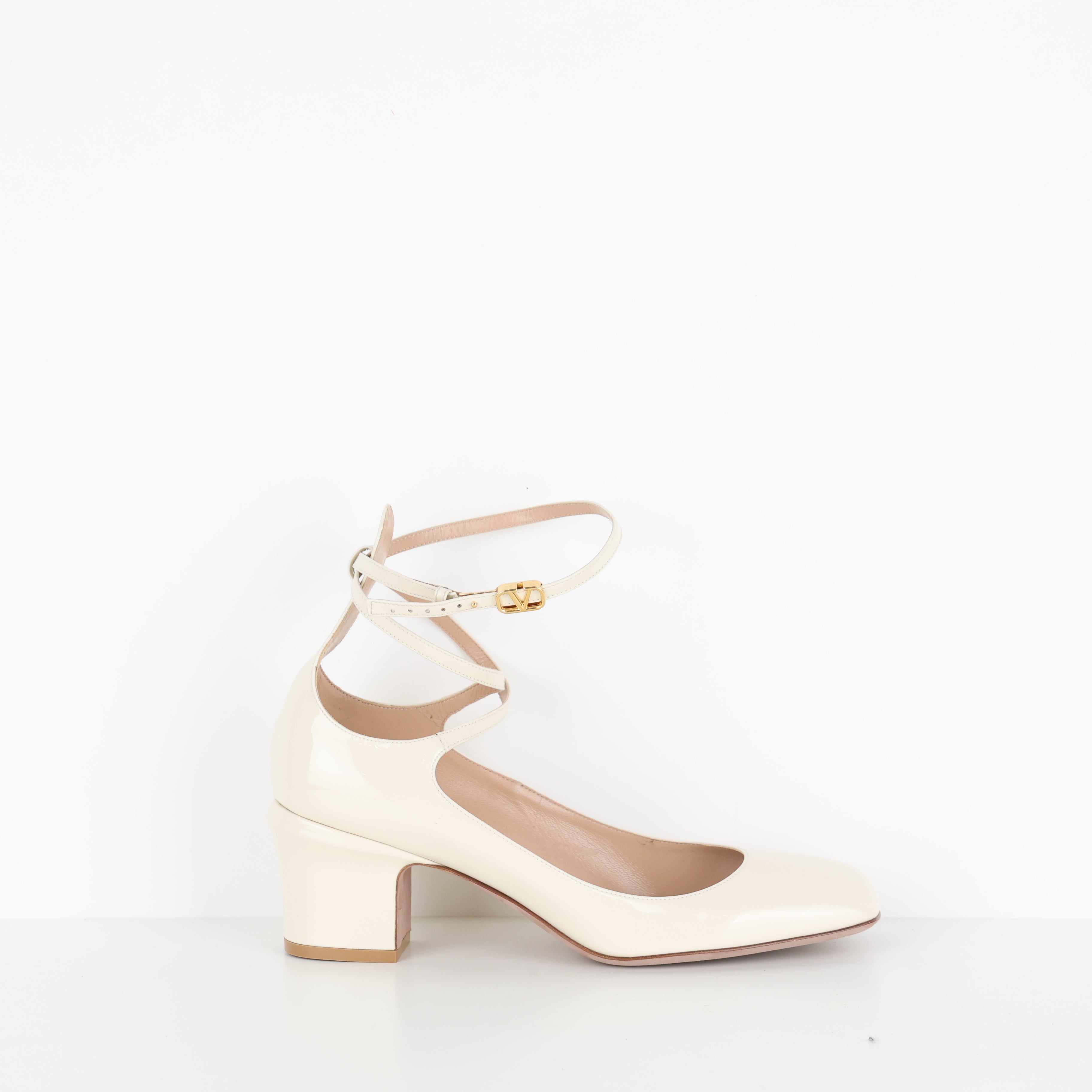 Heels , Shoe Size 41