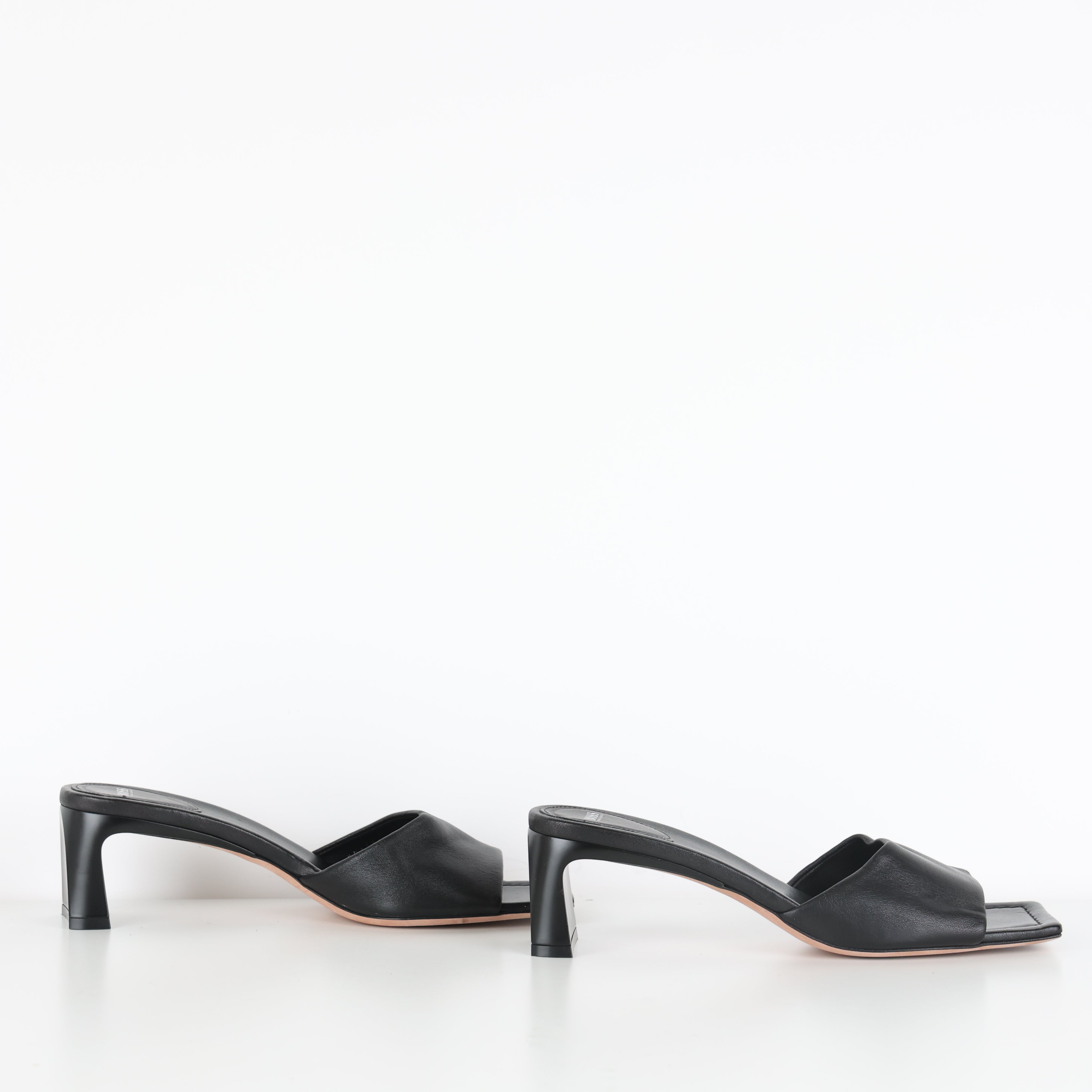 Heels , Shoe Size 39