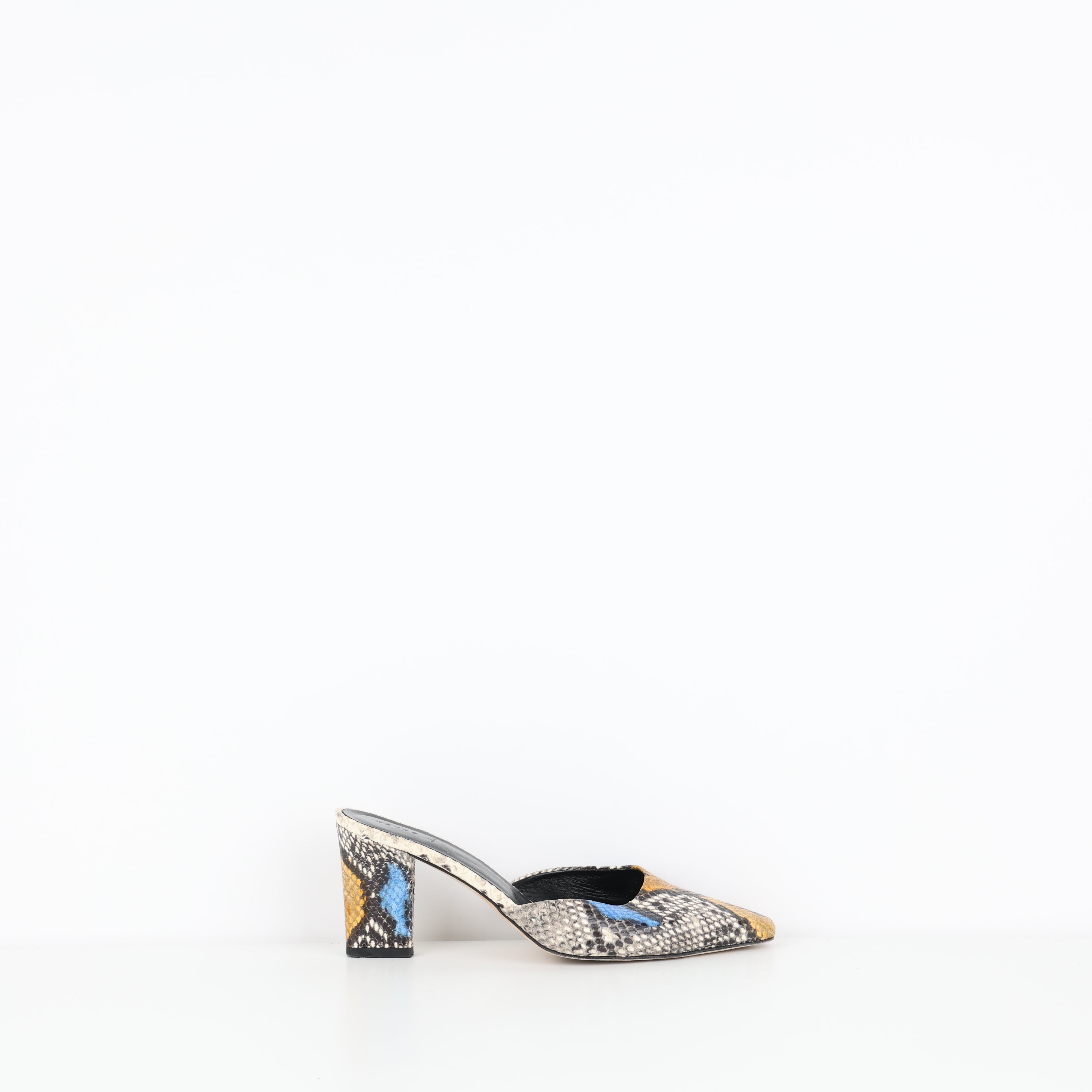 Heels , Shoe Size 38