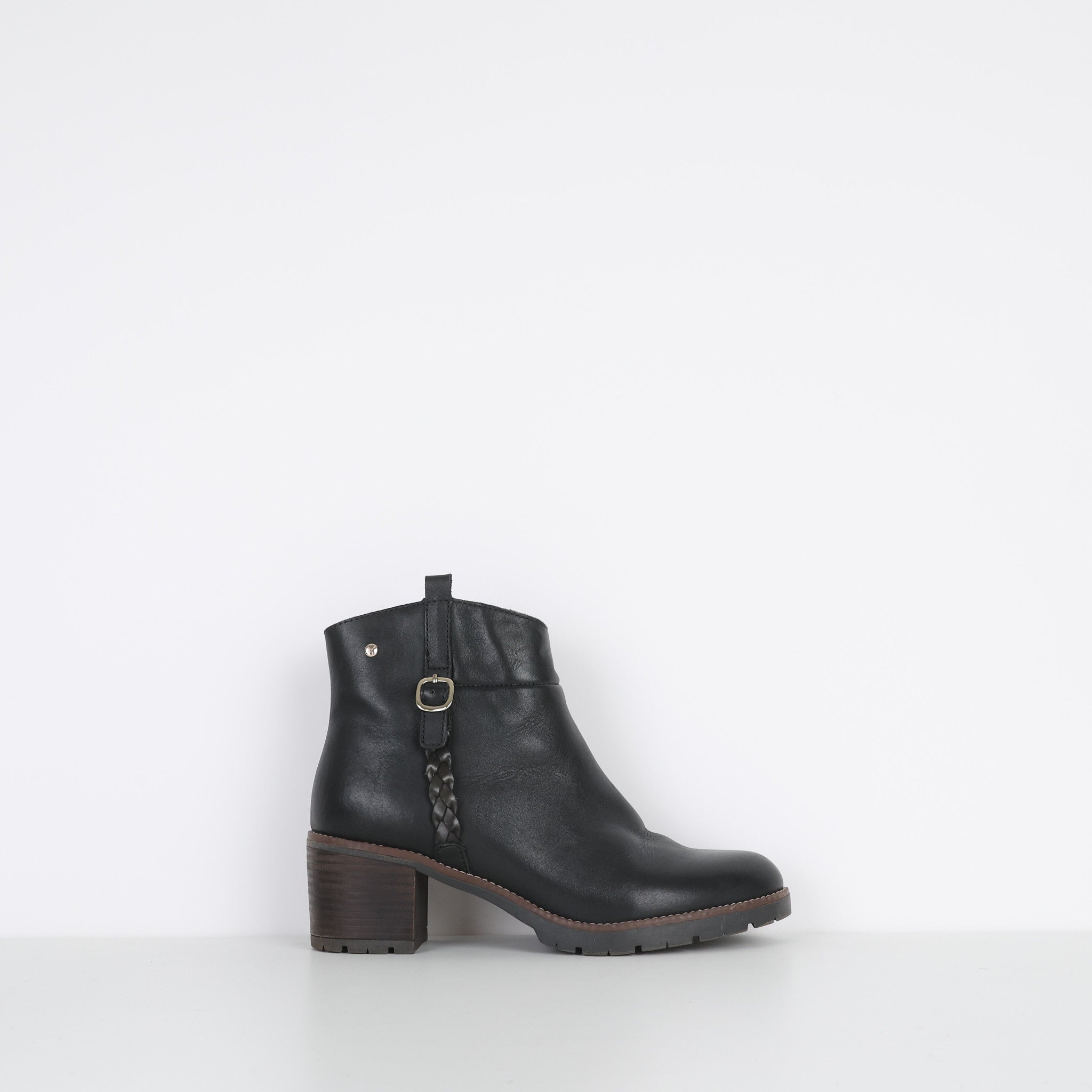 Shoes, Shoe Size 40