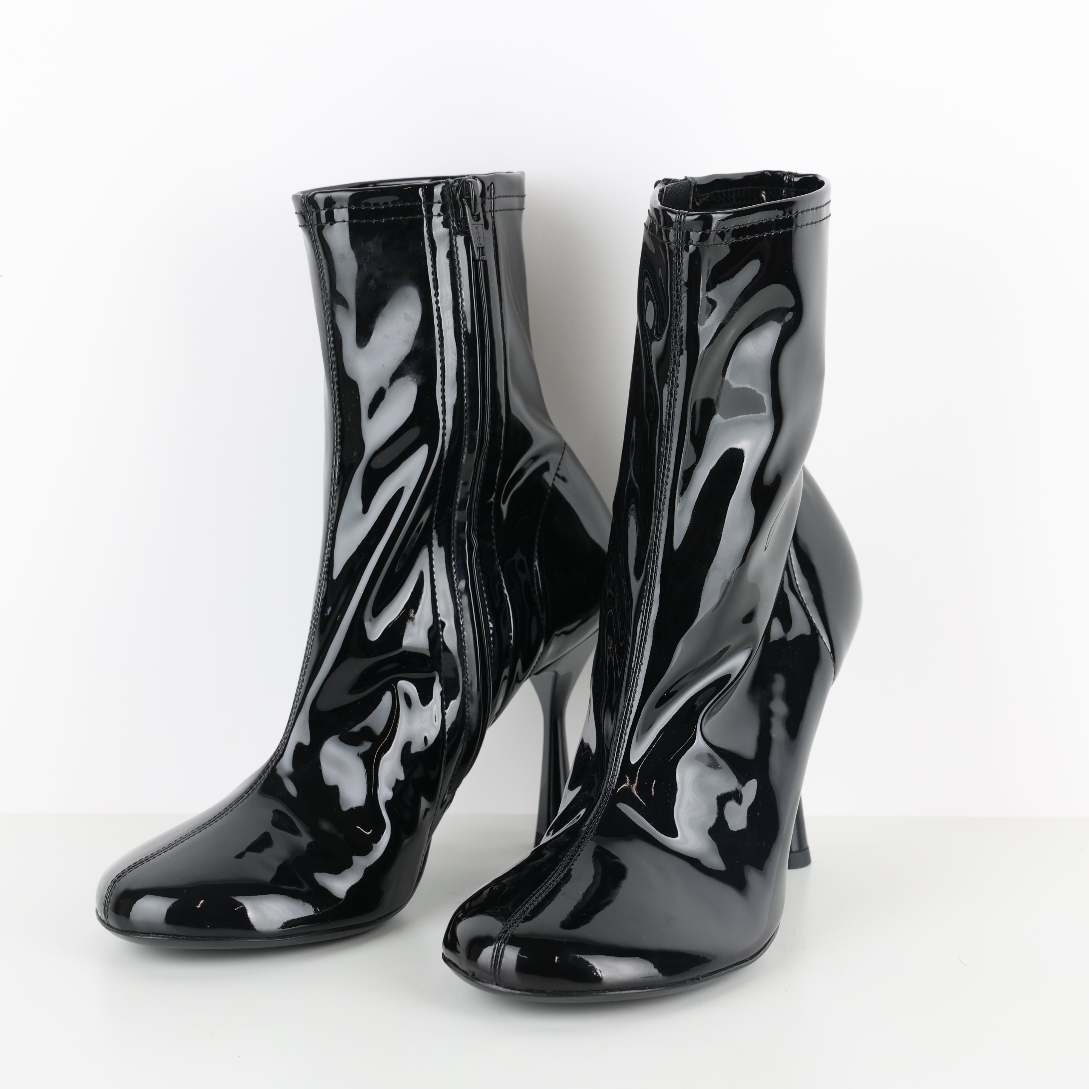 Boots , Shoe Size 38