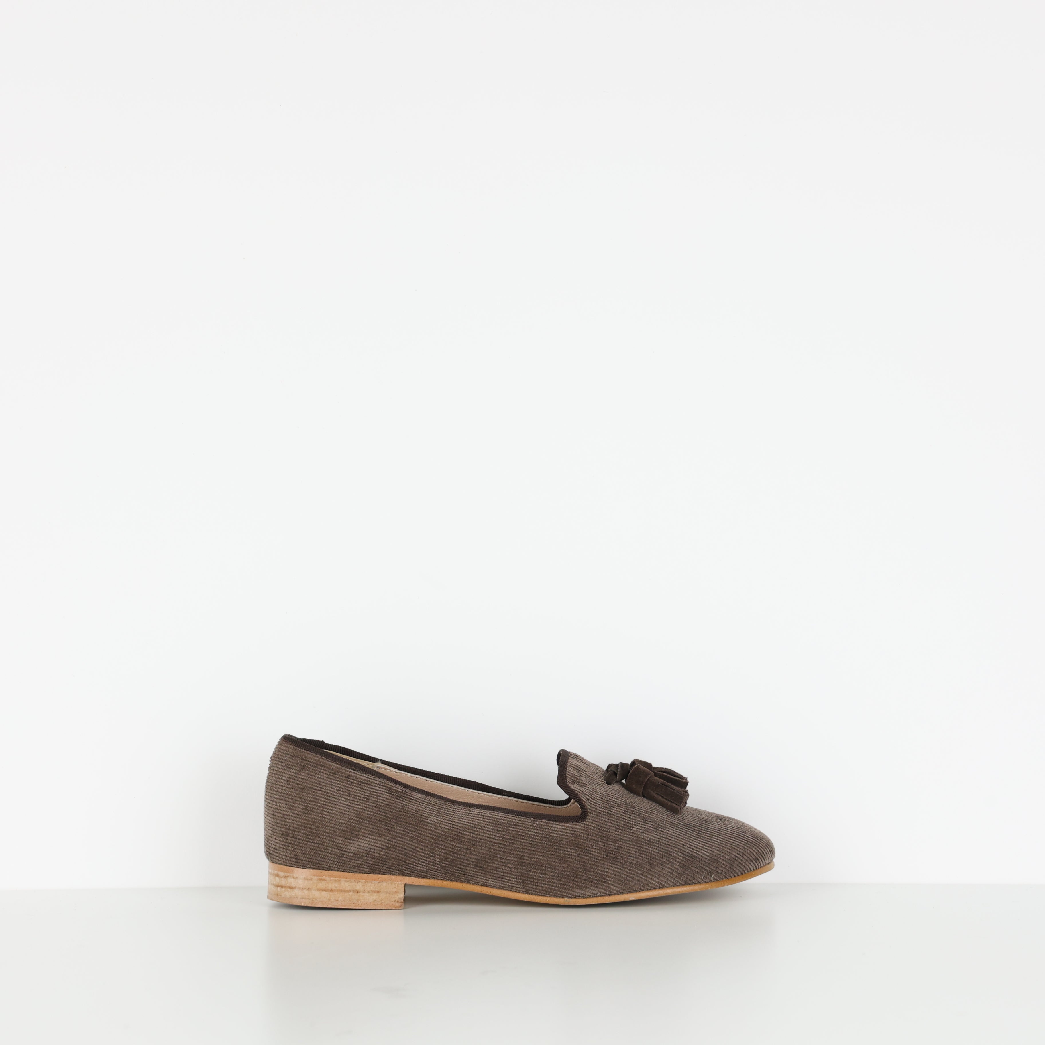 Flats , Shoe Size 39