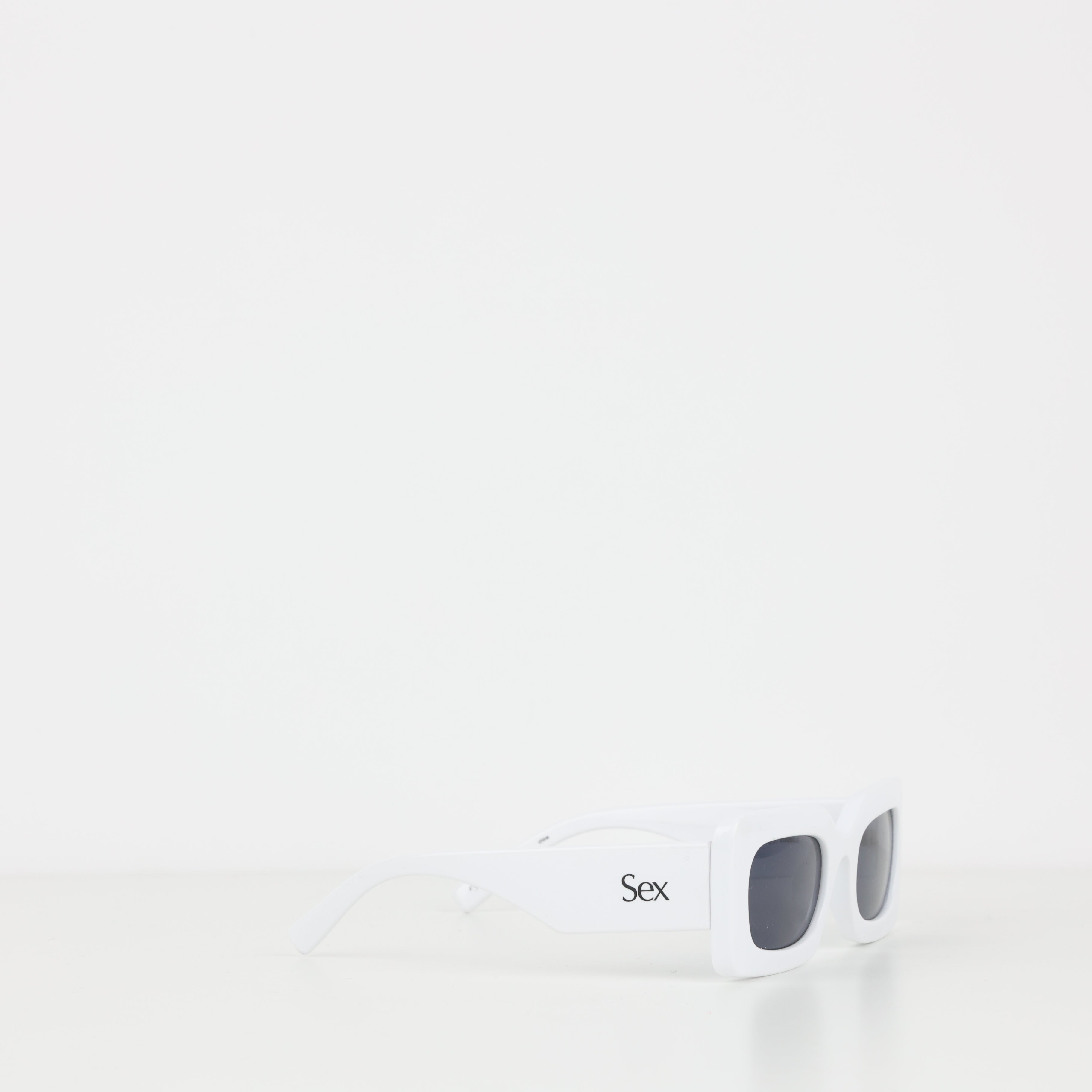 Sunglasses, UK Size One Size