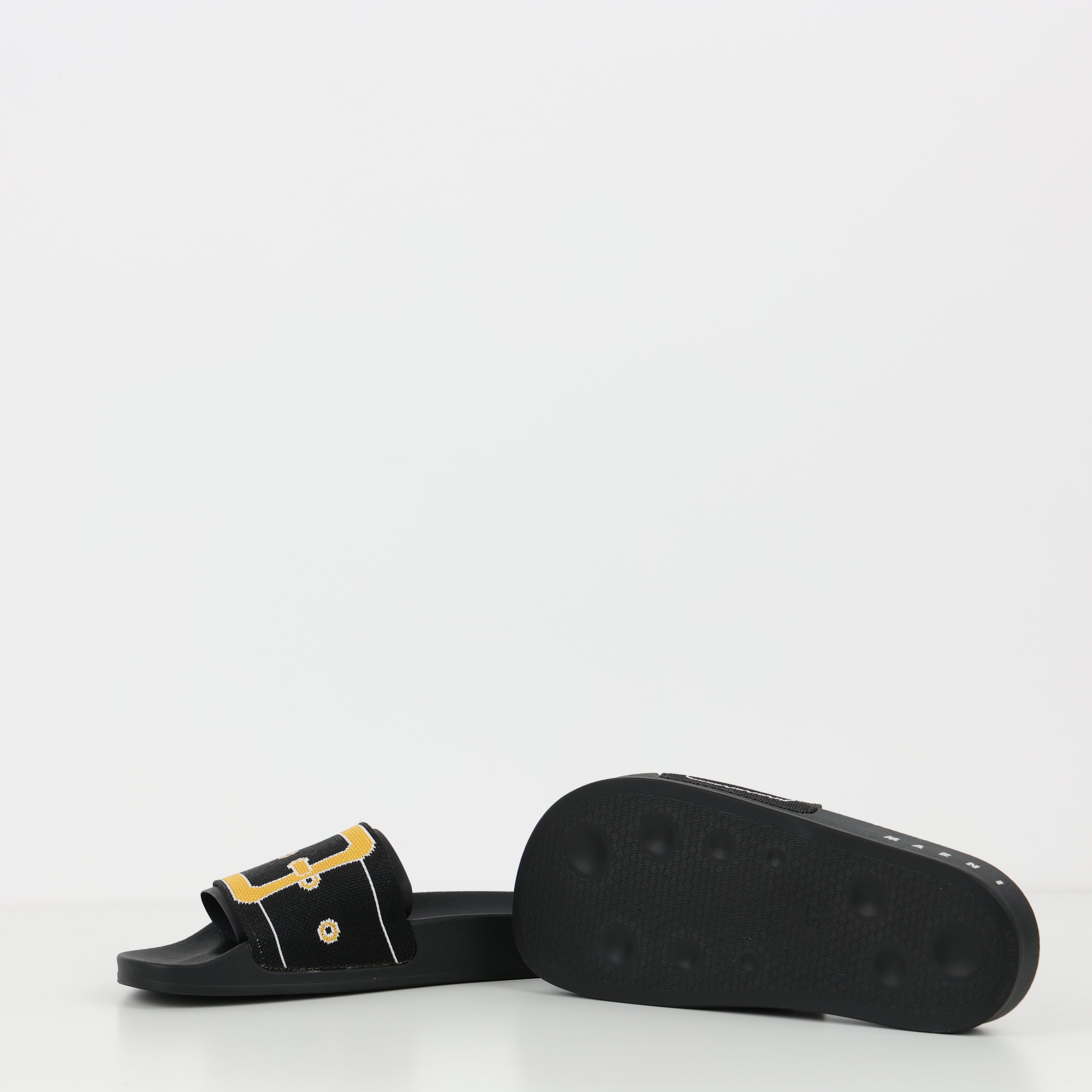 Flats , Shoe Size 37